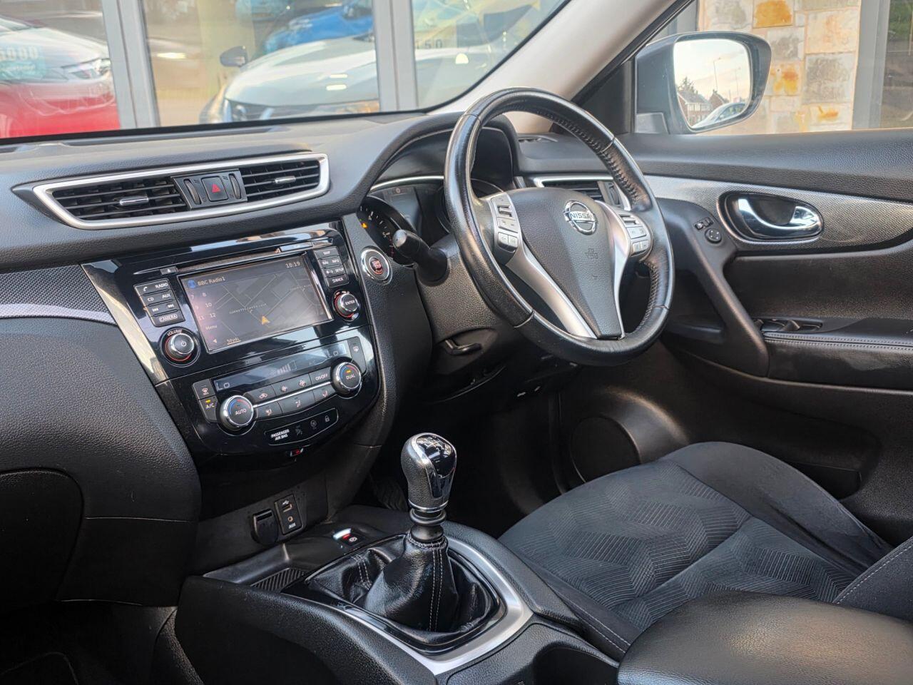 Nissan X-Trail view 38