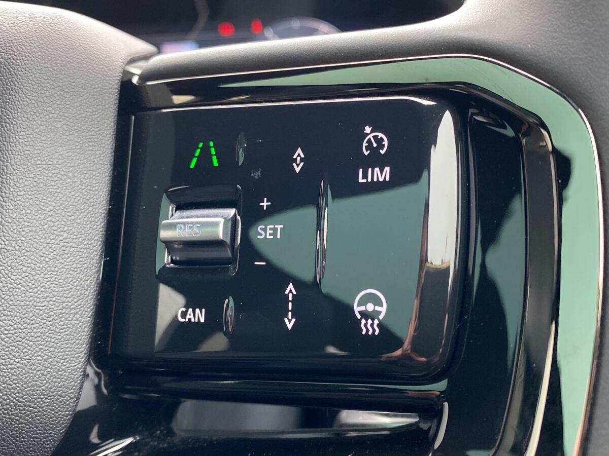 Land Rover Range Rover Evoque view 39