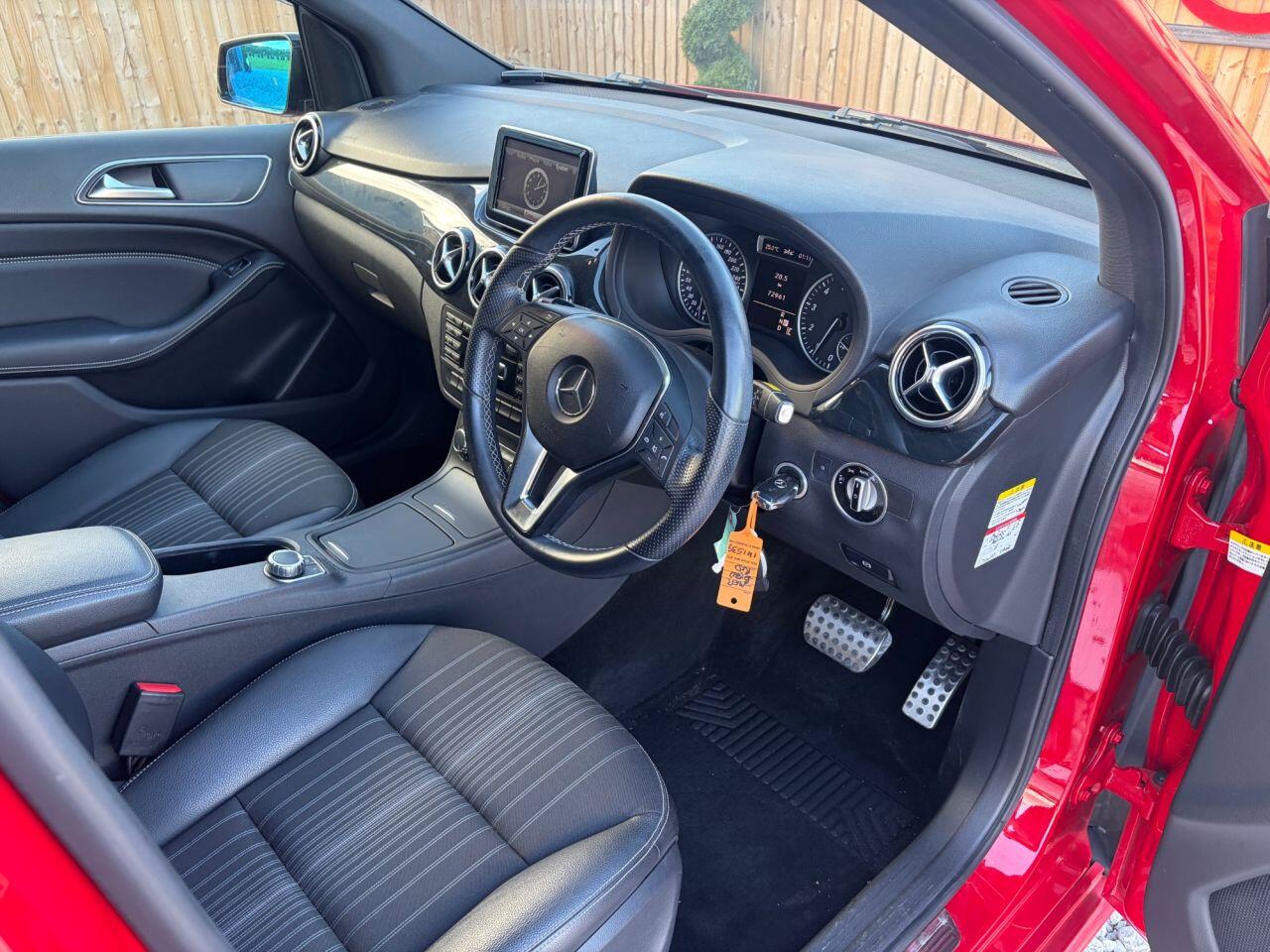 Mercedes-Benz B-Class view 12