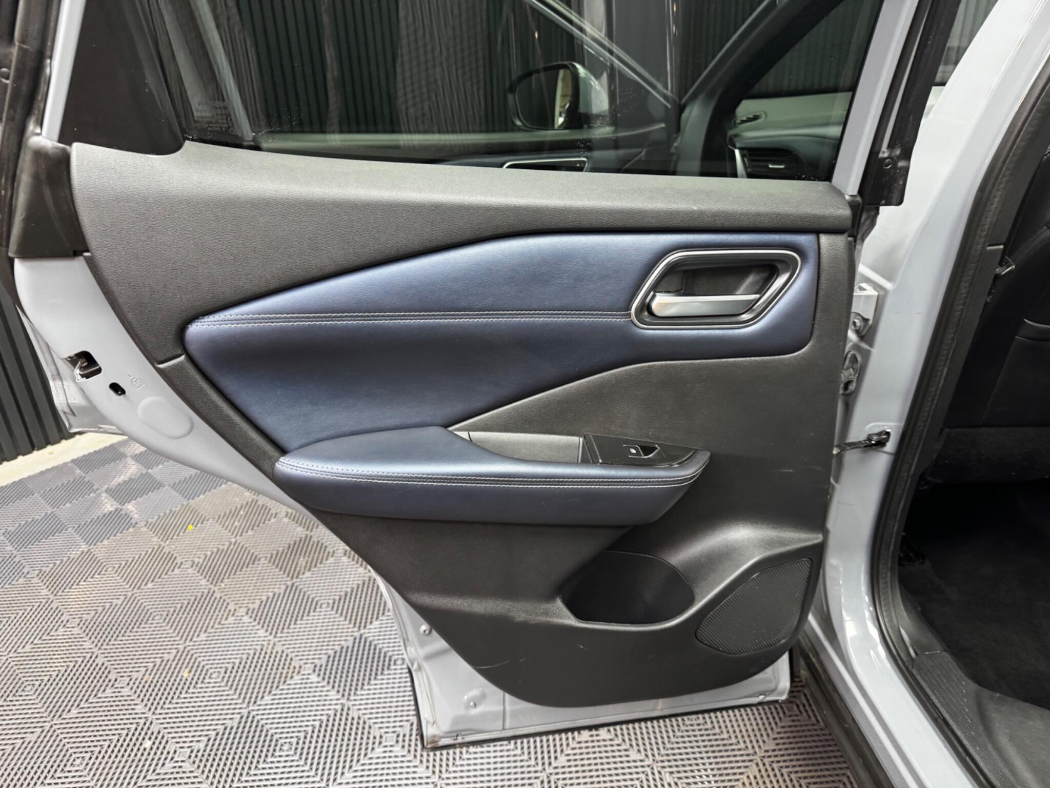 Nissan Qashqai view 50