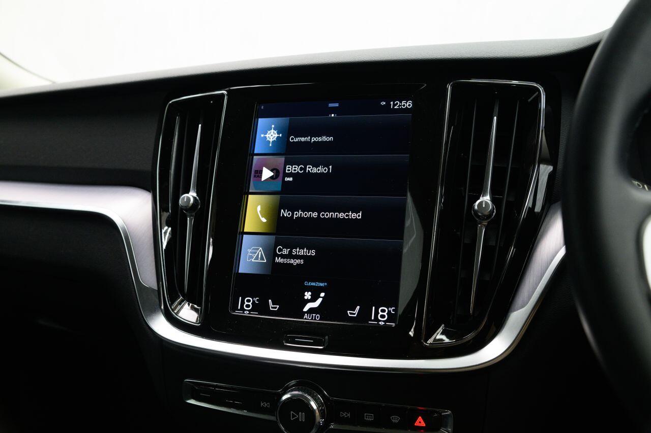 Volvo V60 view 40