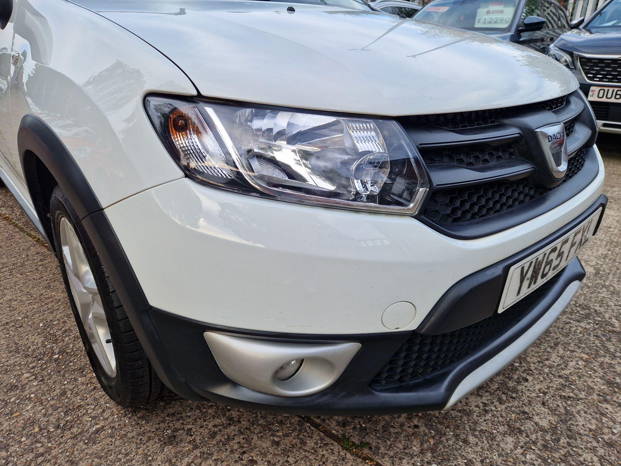 Dacia Sandero view 10
