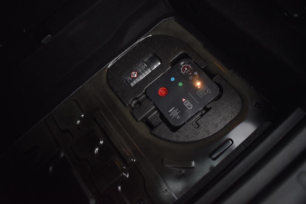 Mini Hatch view 44
