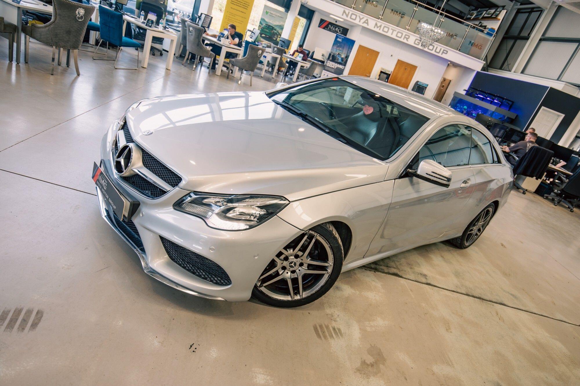 Mercedes-Benz E-Class view 5