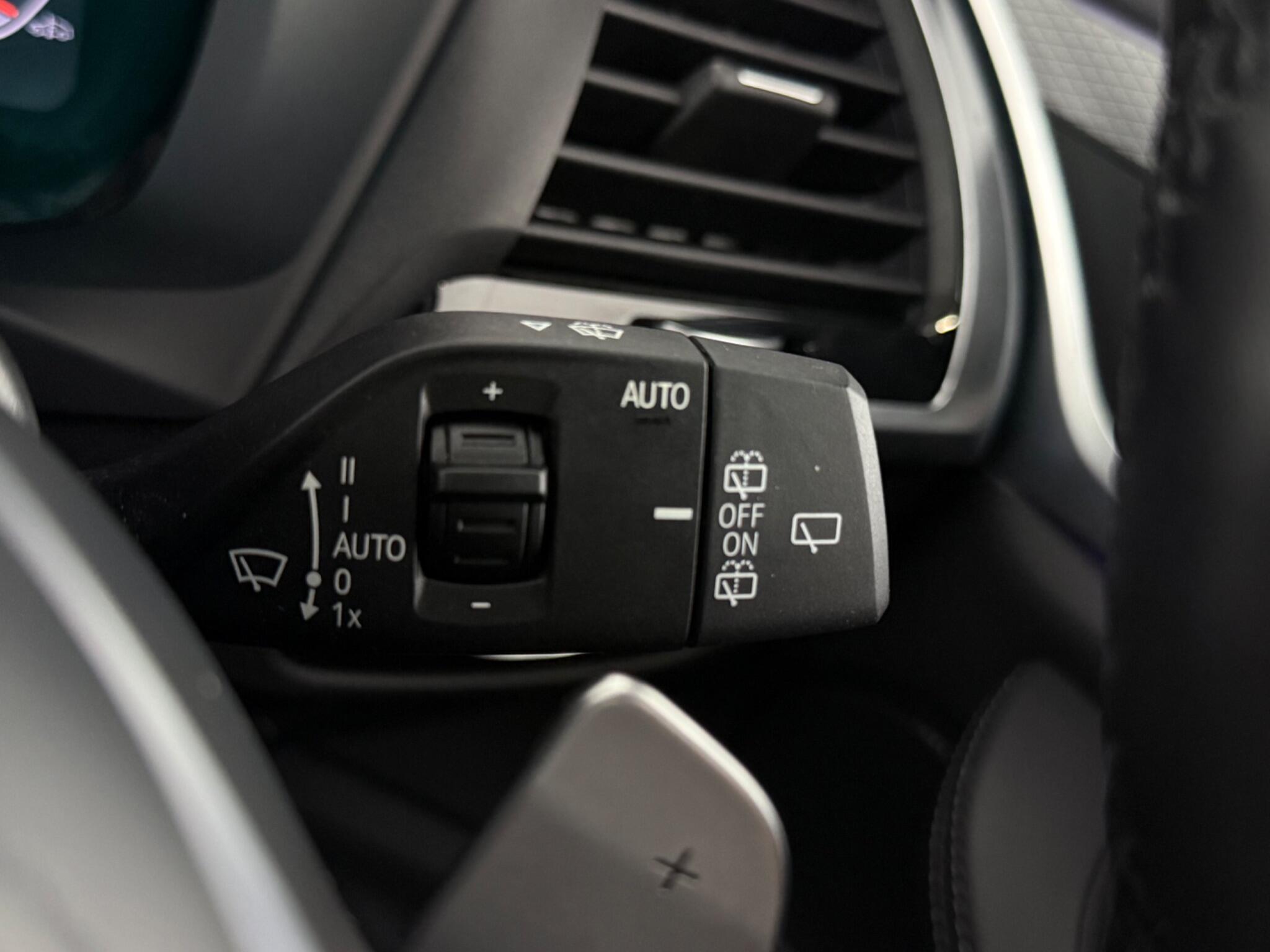 BMW X3 view 18