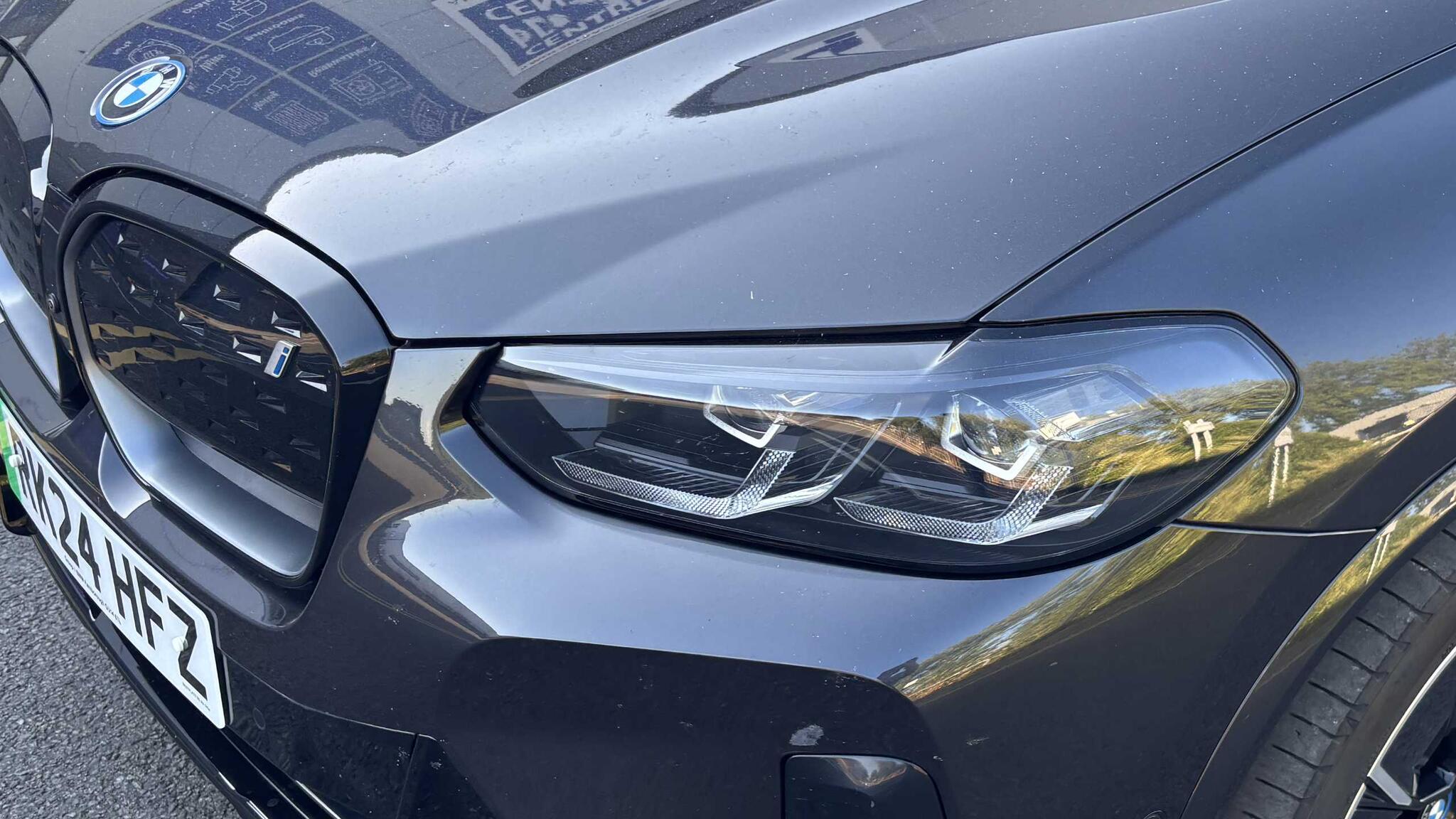 BMW iX3 view 37