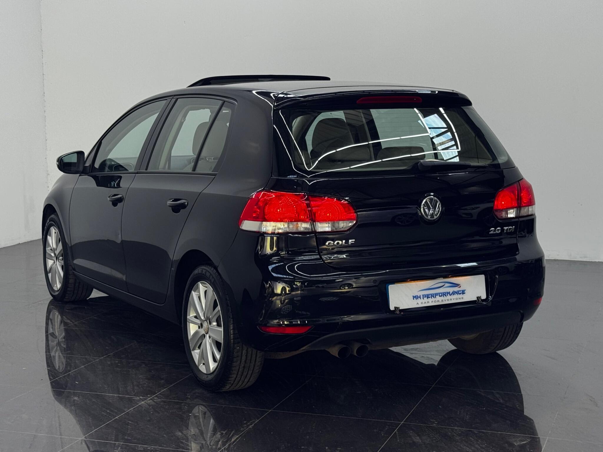 Volkswagen Golf view 45