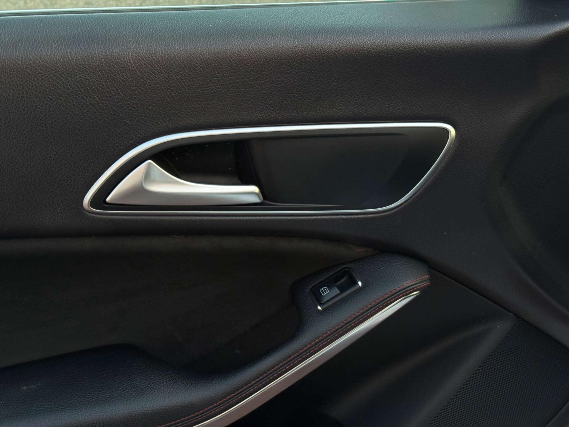 Mercedes-Benz Cla view 47