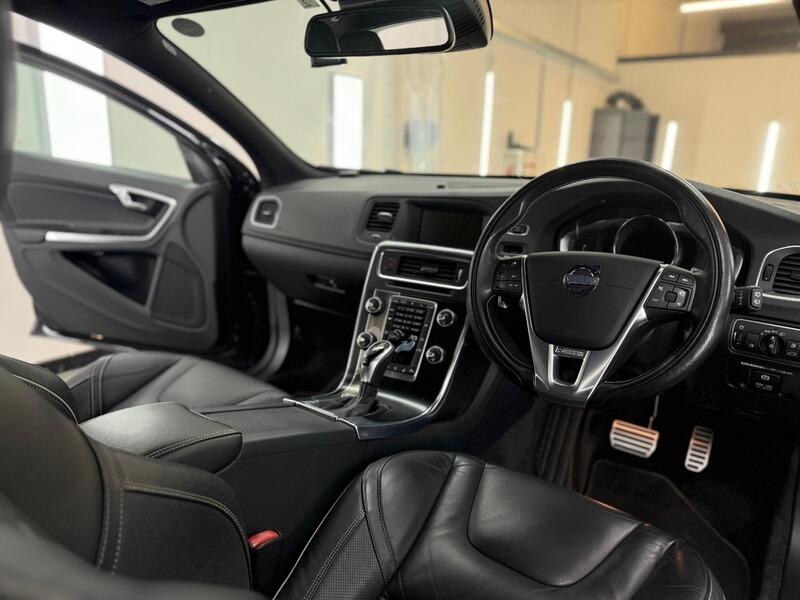 2014 Volvo V60 SOLD 3.0 T6 R-Design Lux Nav Estate 5dr Petrol Geartronic AWD Euro 5 (304 ps) • 15,000 miles image 16
