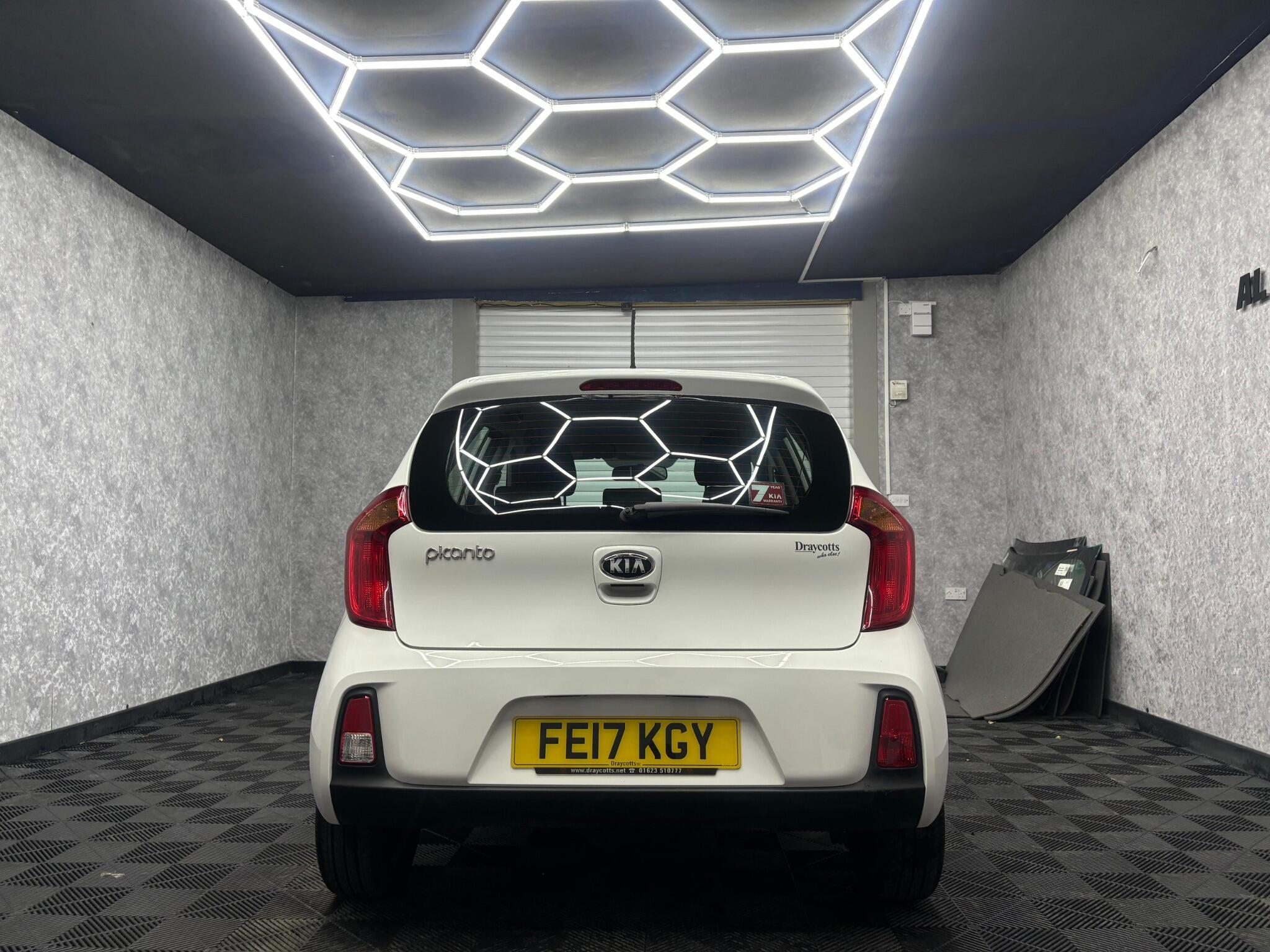 Kia Picanto view 7