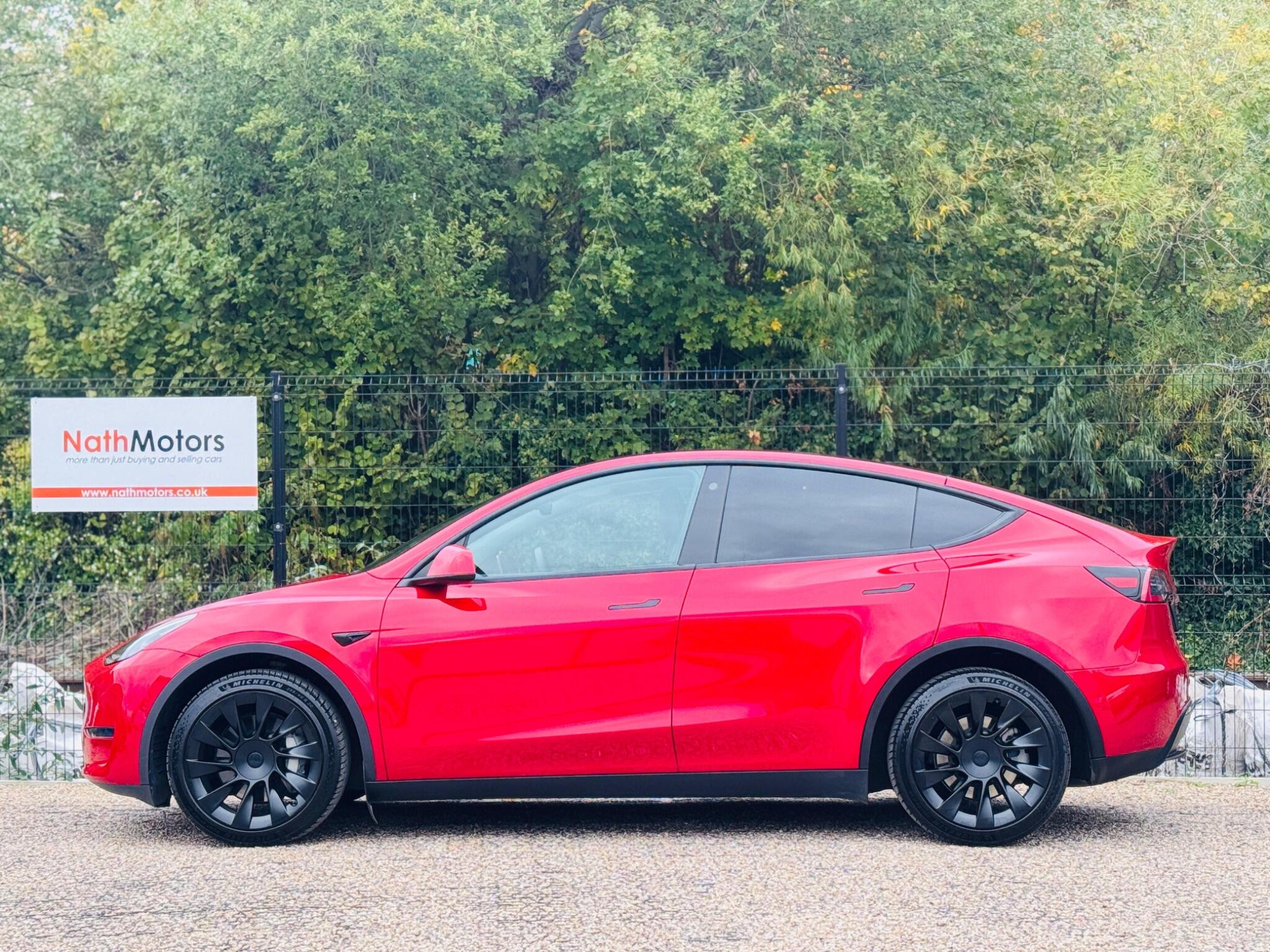 Tesla Model Y view 9