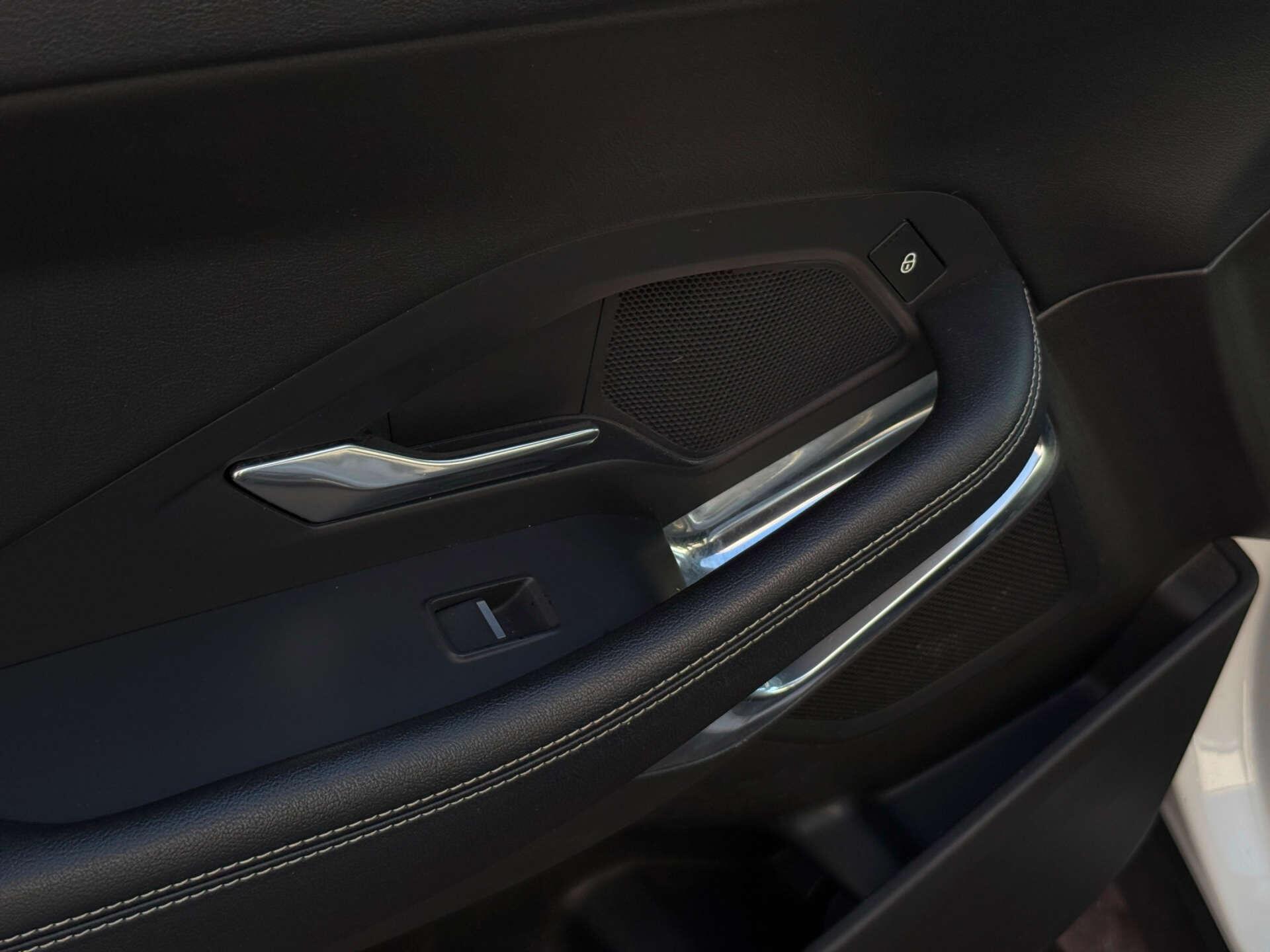 Jaguar E-Pace view 45