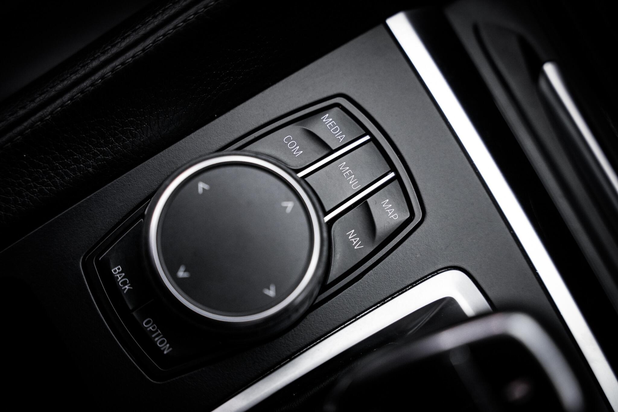 BMW X6 view 41