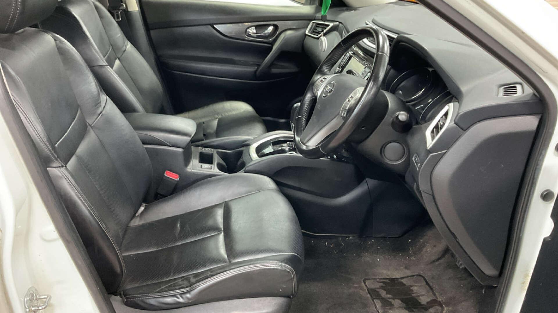 Nissan X-Trail view 11