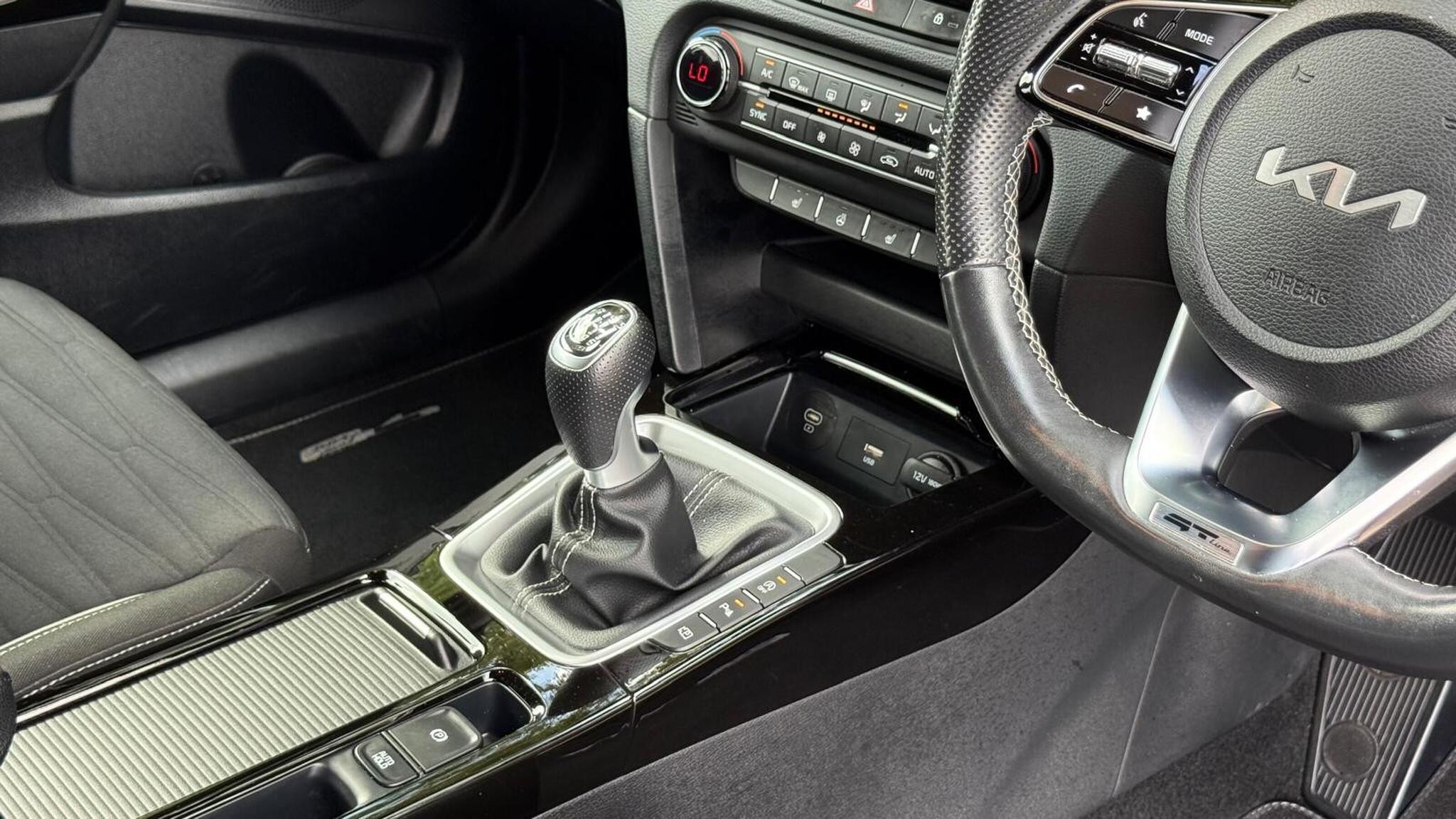 Kia Ceed view 21
