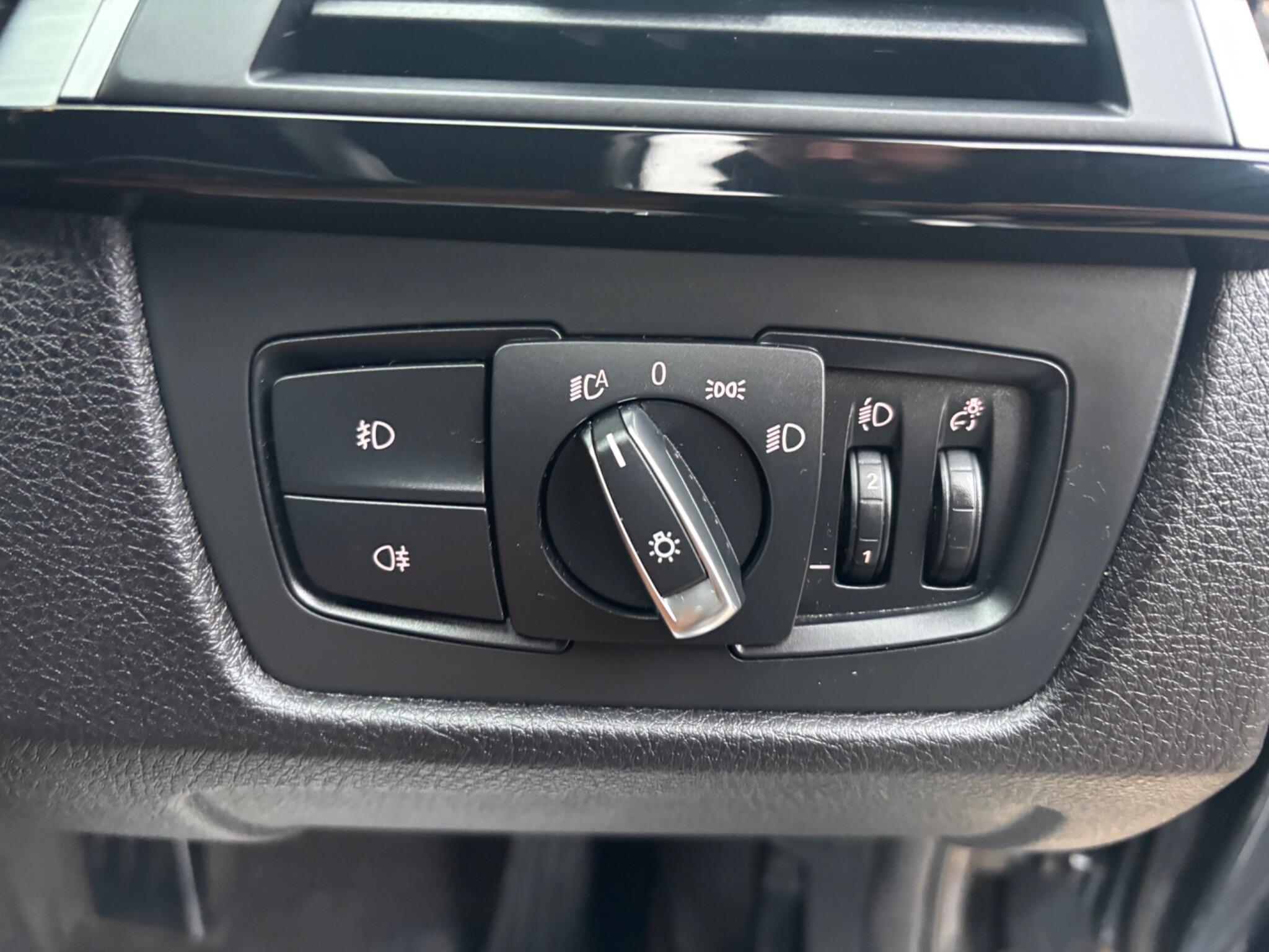 BMW 3 Series view 31