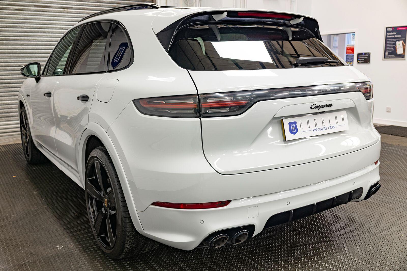 Porsche Cayenne view 83