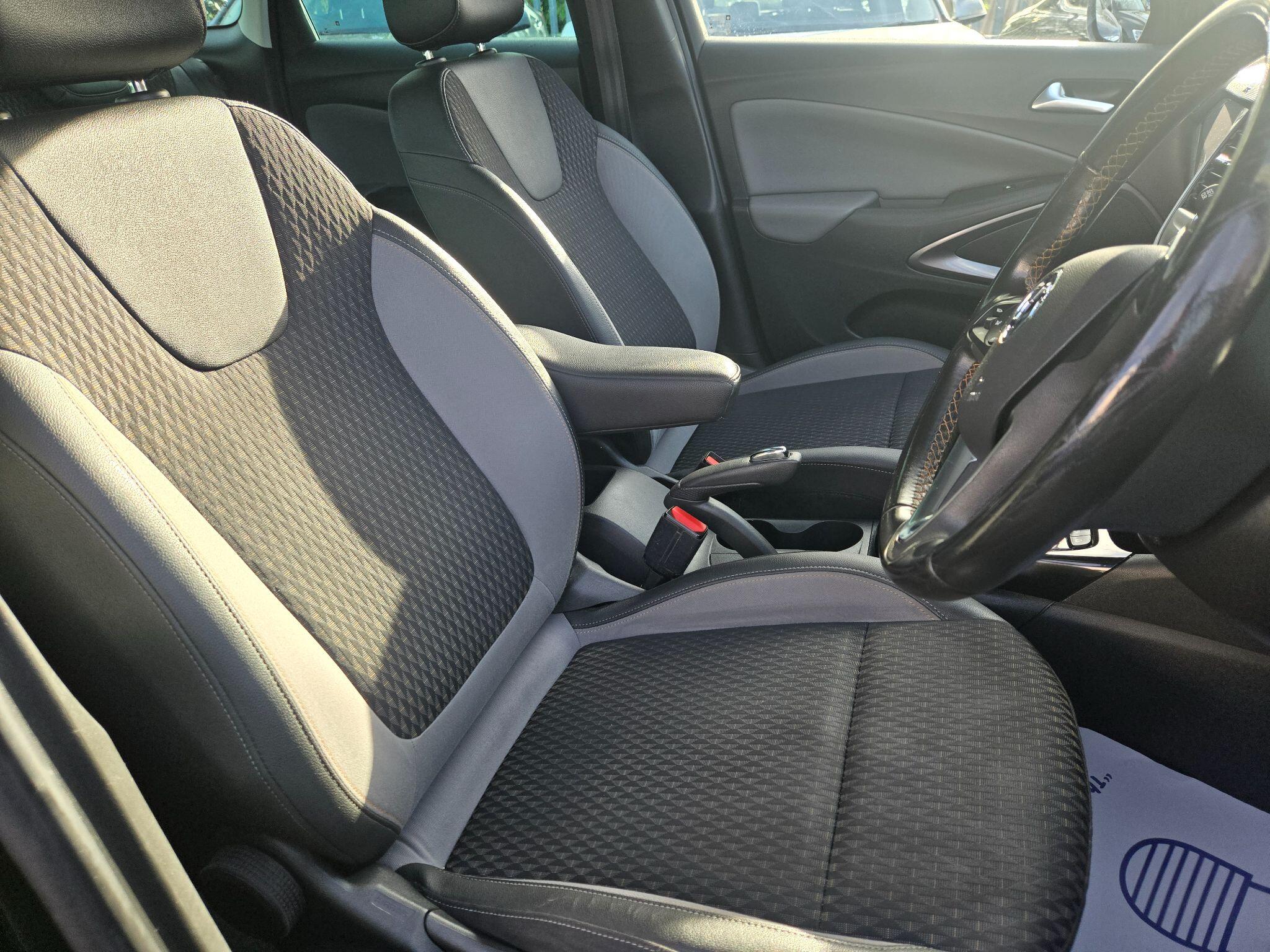 2019 Vauxhall Crossland X 1.2 Turbo GPF Tech Line Nav Euro 6 (s/s) 5dr • 85,000 miles image 18