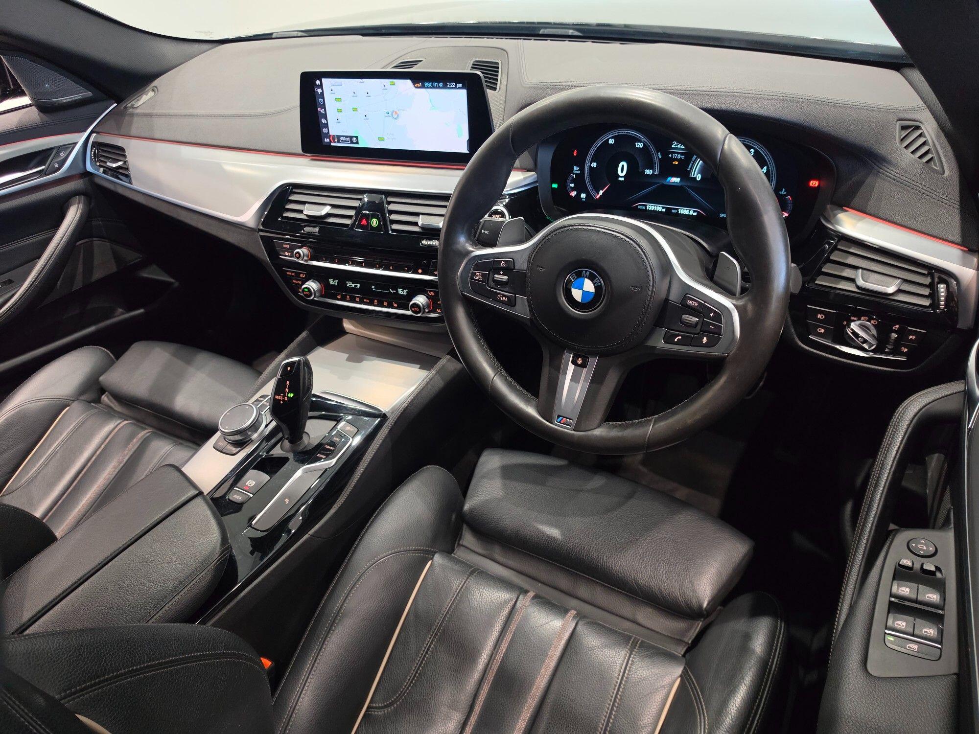 BMW 5 Series view 30