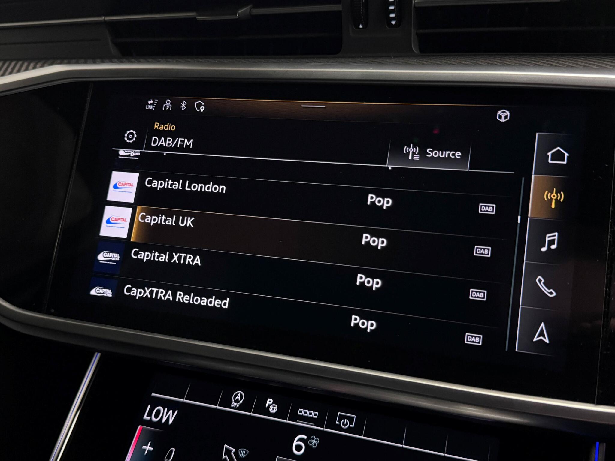 Audi A6 view 46