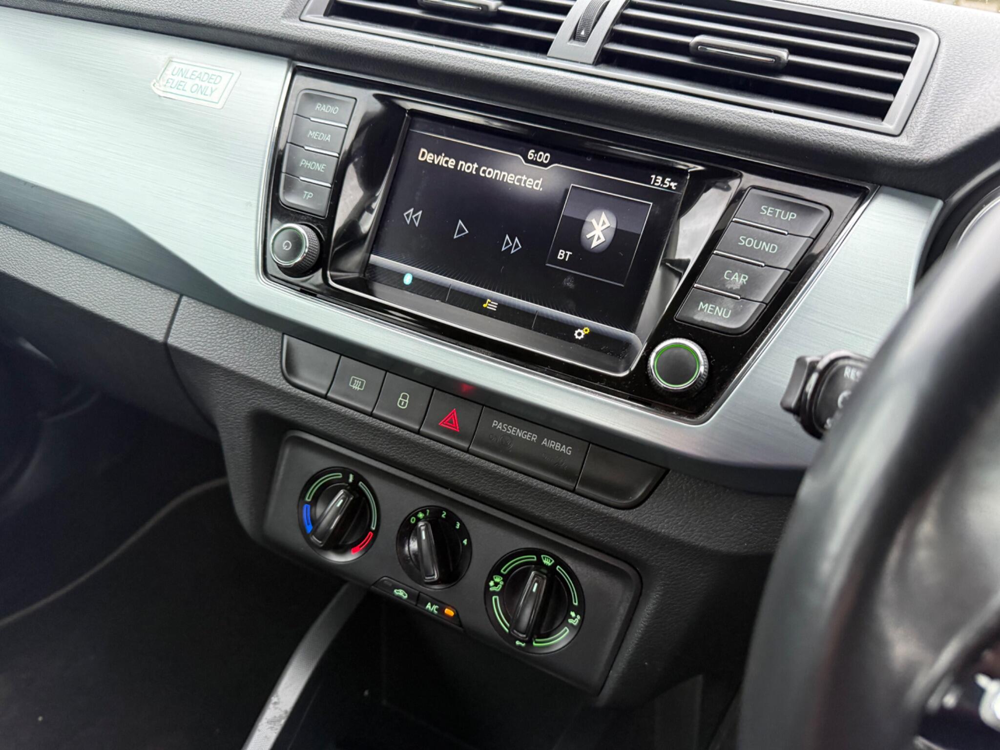 Skoda Fabia 1.0 TSI Colour Edition Euro 6 (s/s) 5dr — photo 34 of 90