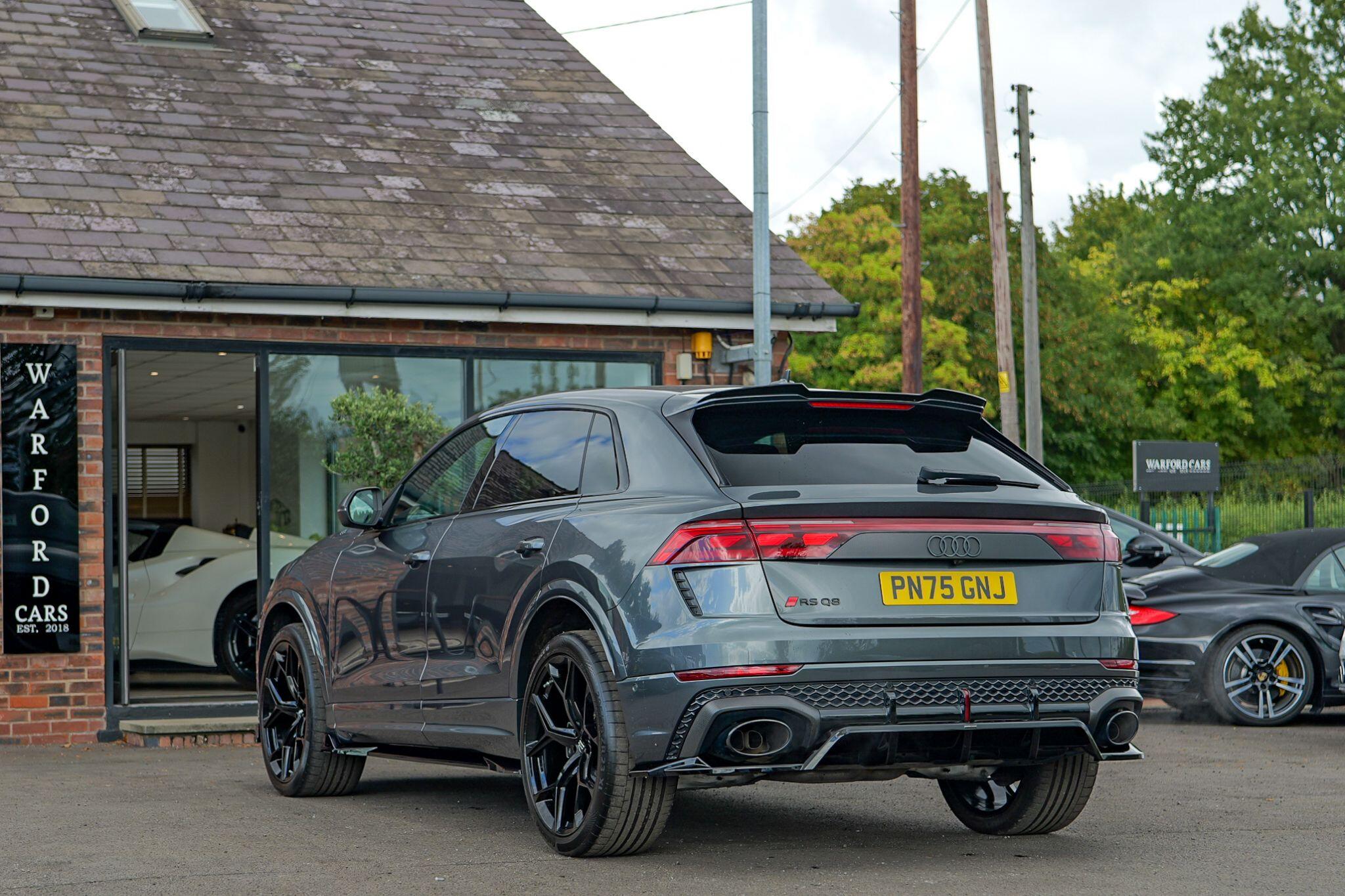 Audi RSQ8 view 6