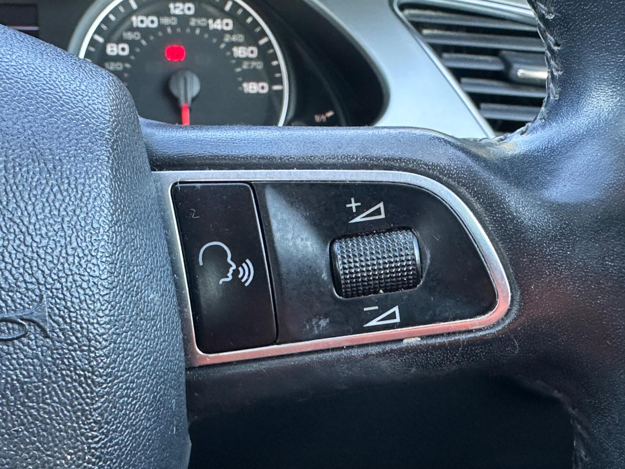 Audi A4 Avant view 23
