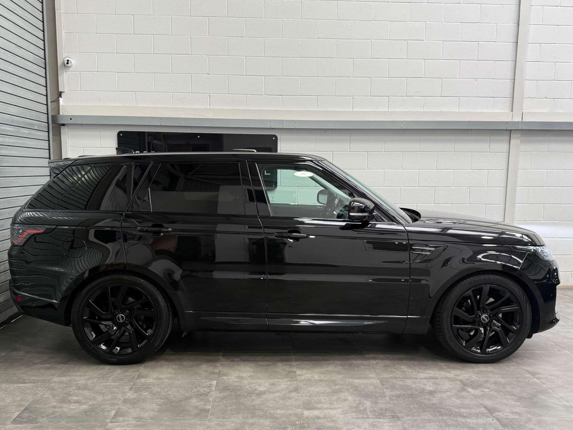Land Rover Range Rover Sport view 5