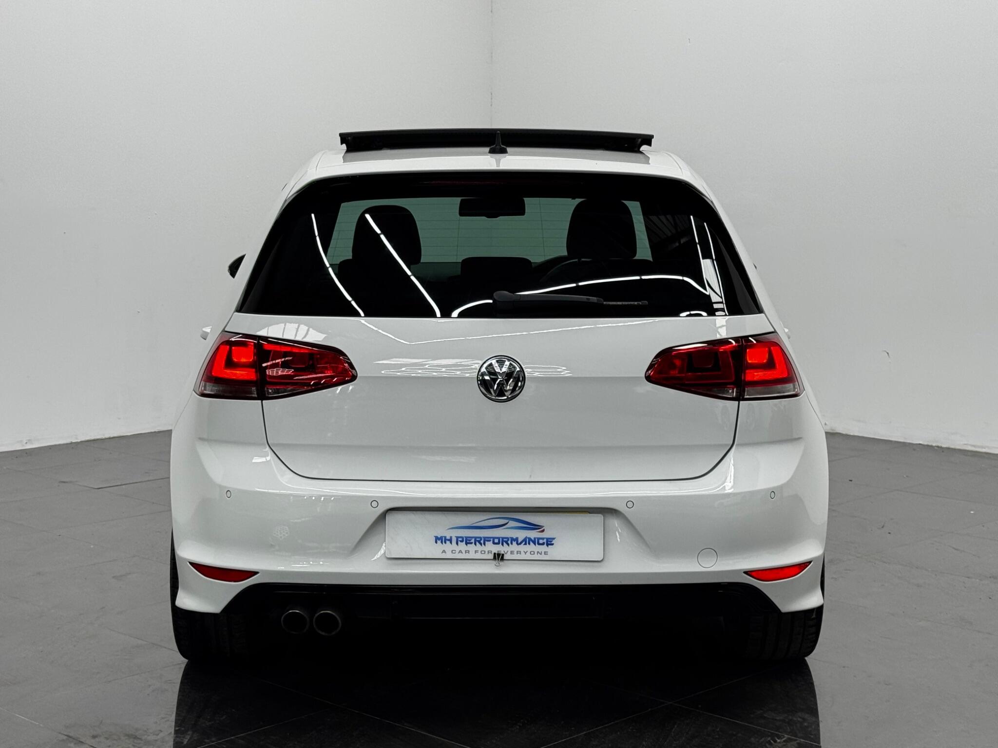 Volkswagen Golf view 61