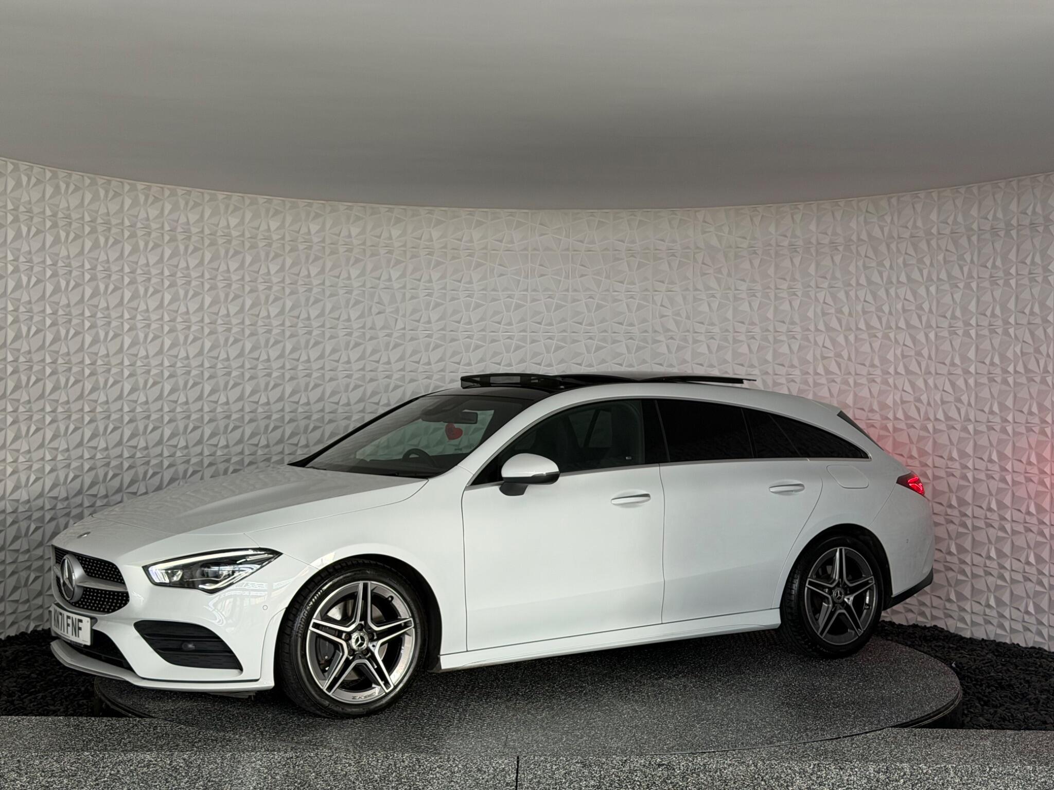 Mercedes-Benz Cla view 16