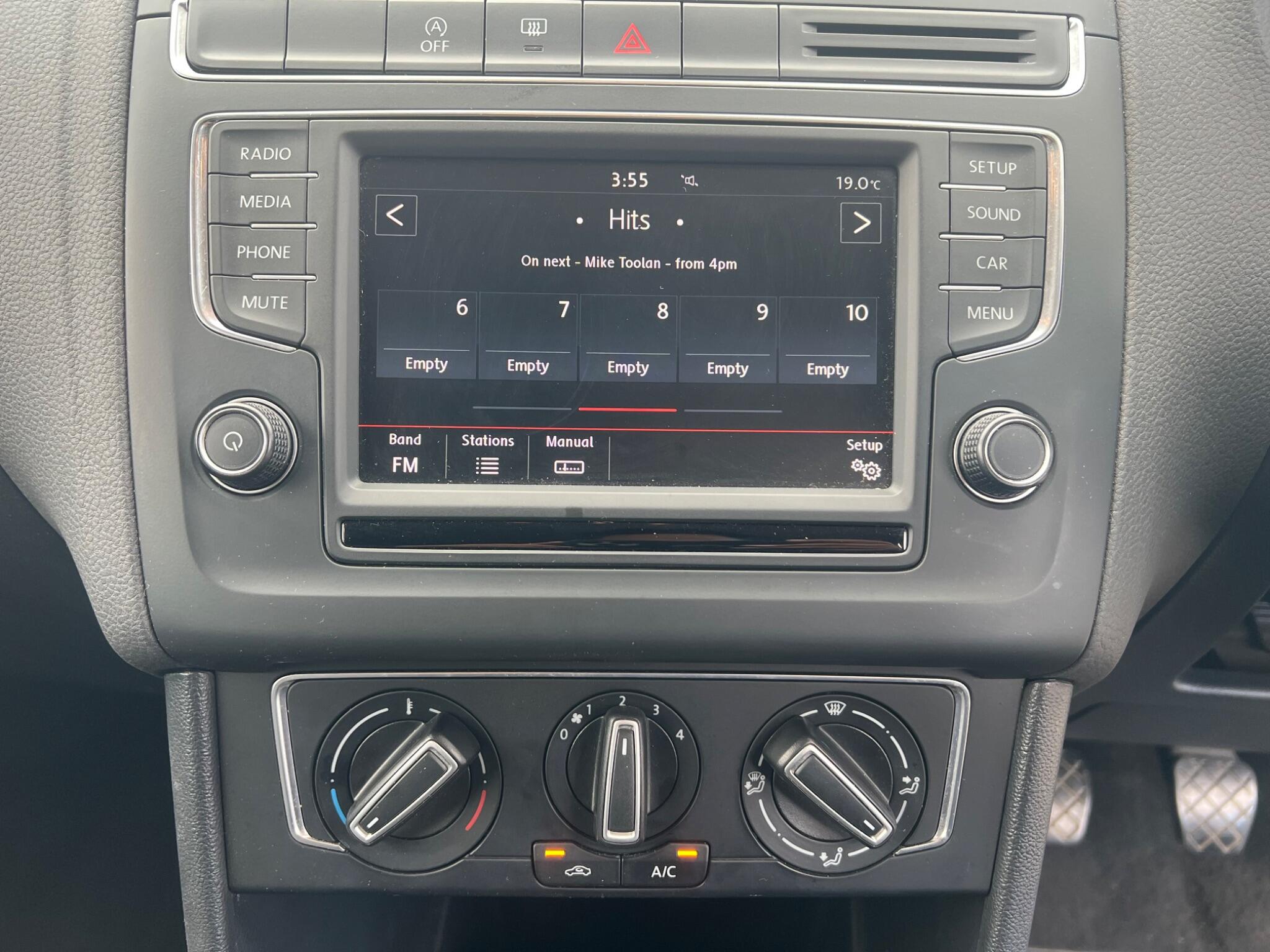 Volkswagen Polo view 28
