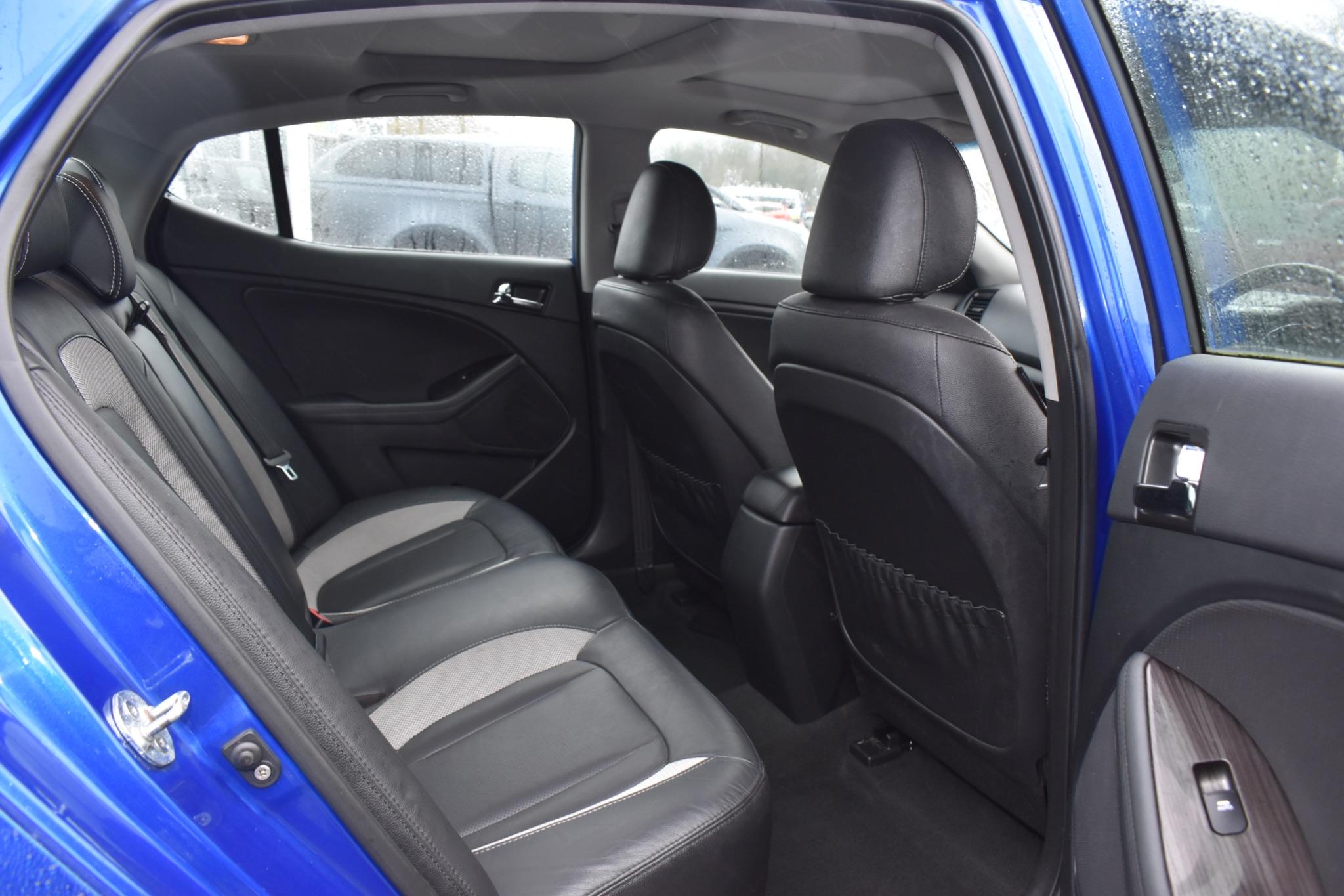 Optima - 1.6 CRDi 2 Euro 6 (s/s) 4dr - Image 20