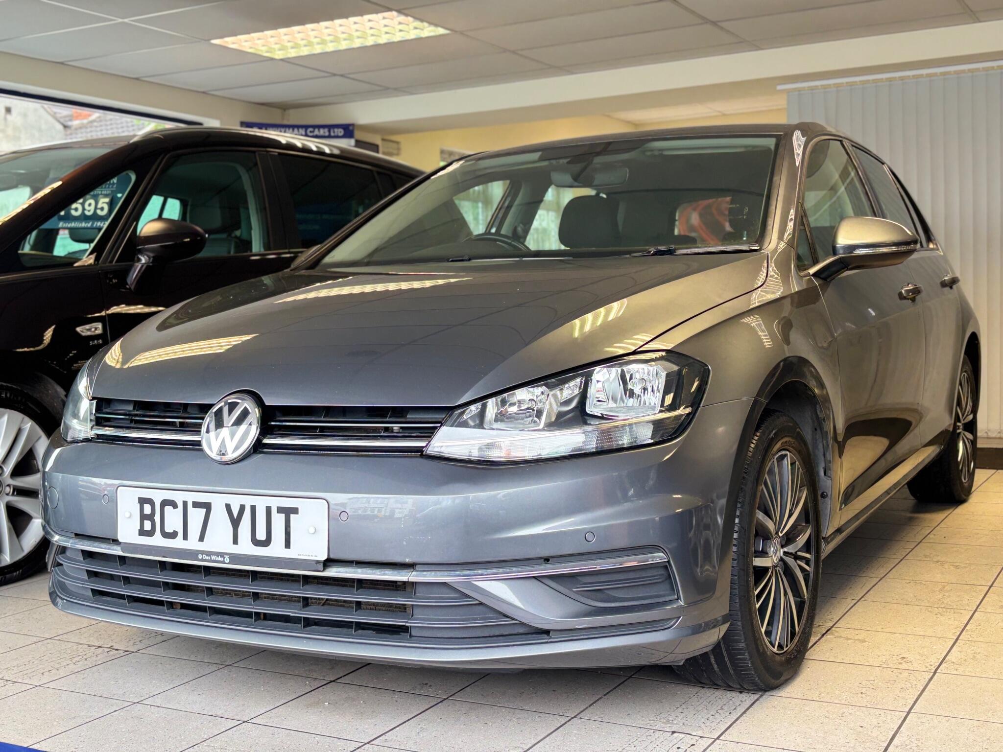 Volkswagen Golf view 27
