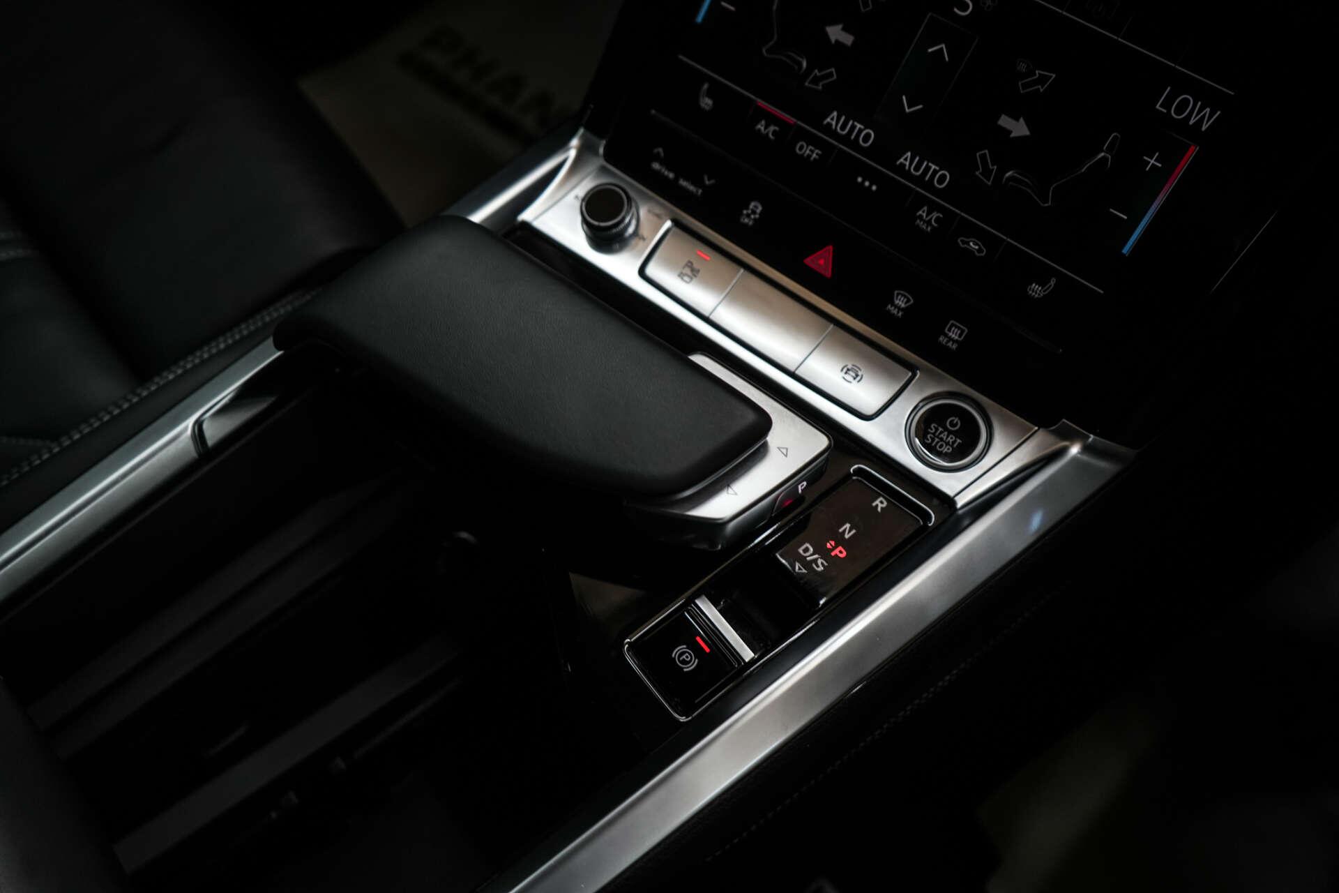 Audi Q8 E-Tron view 39