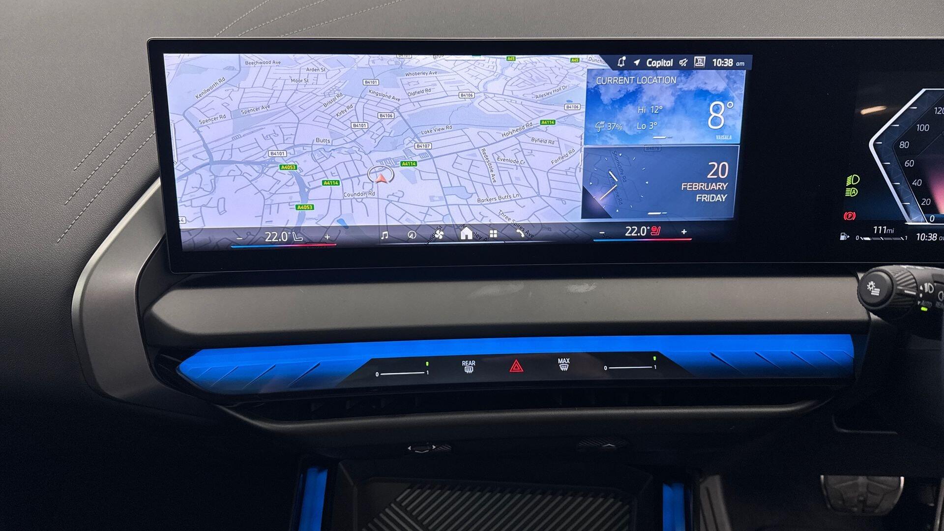 BMW X3 view 8