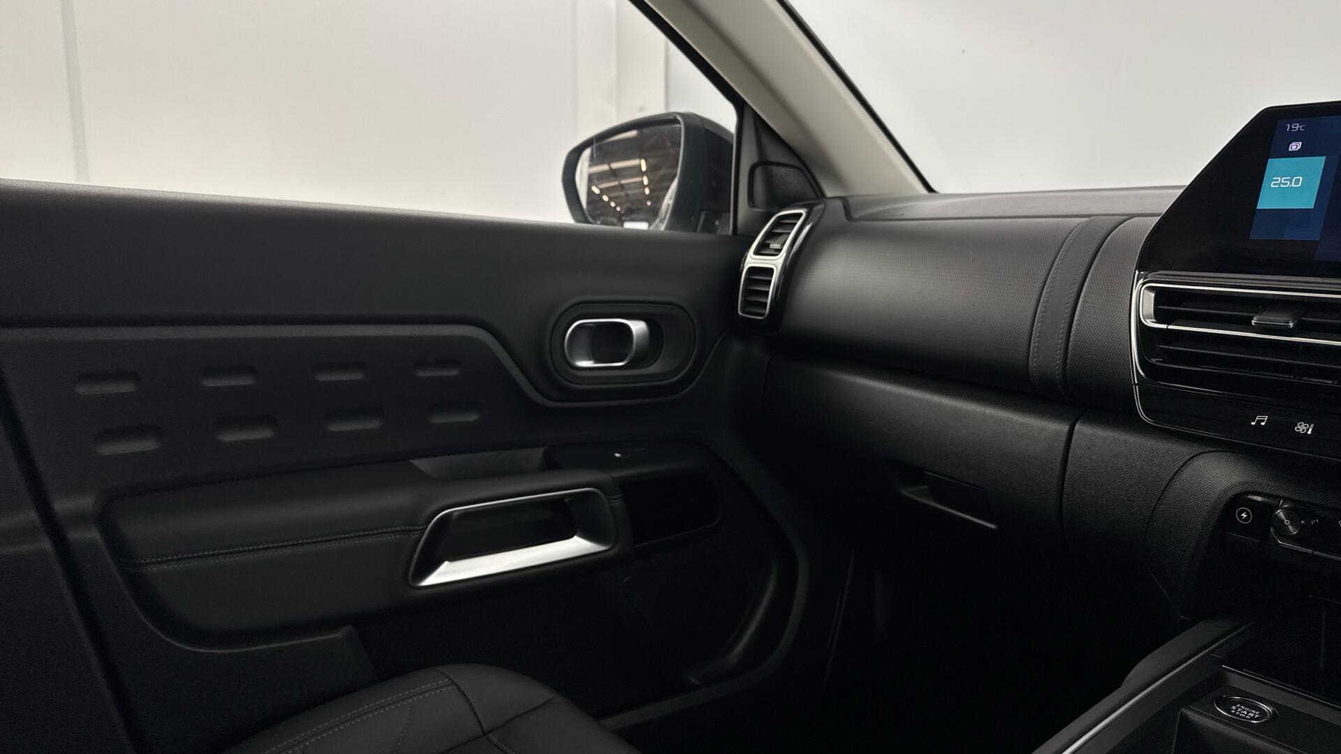 Citroen C5 Aircross view 29