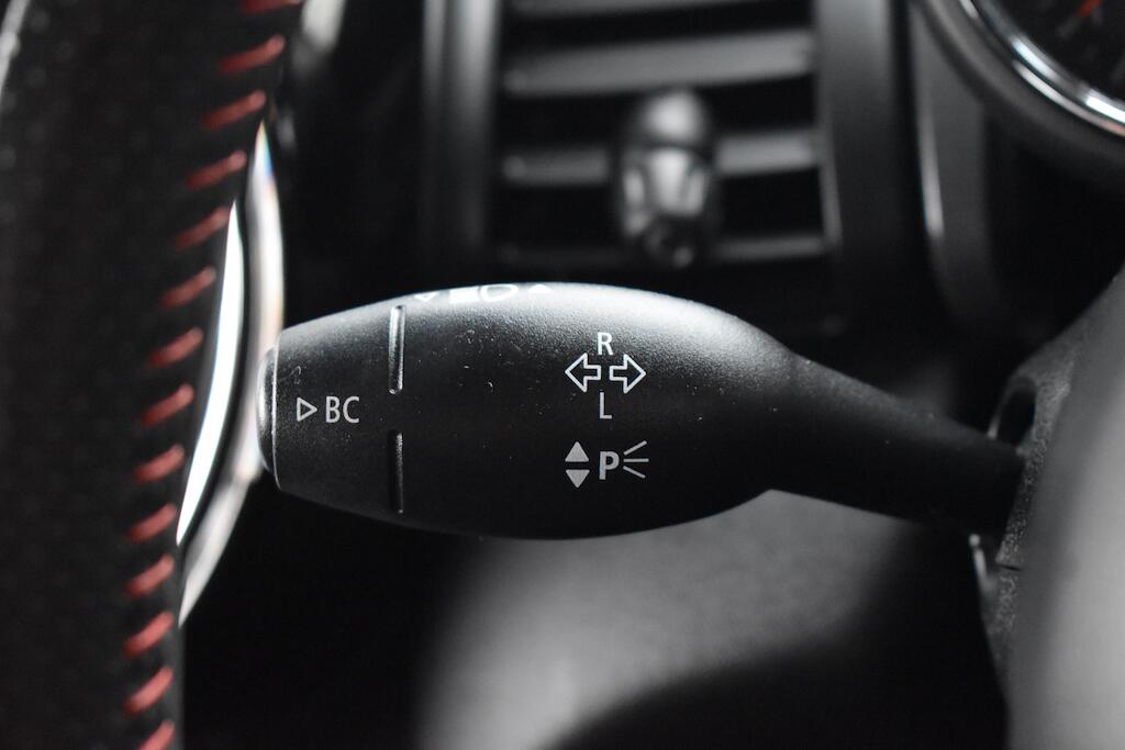 Mini Cooper view 49