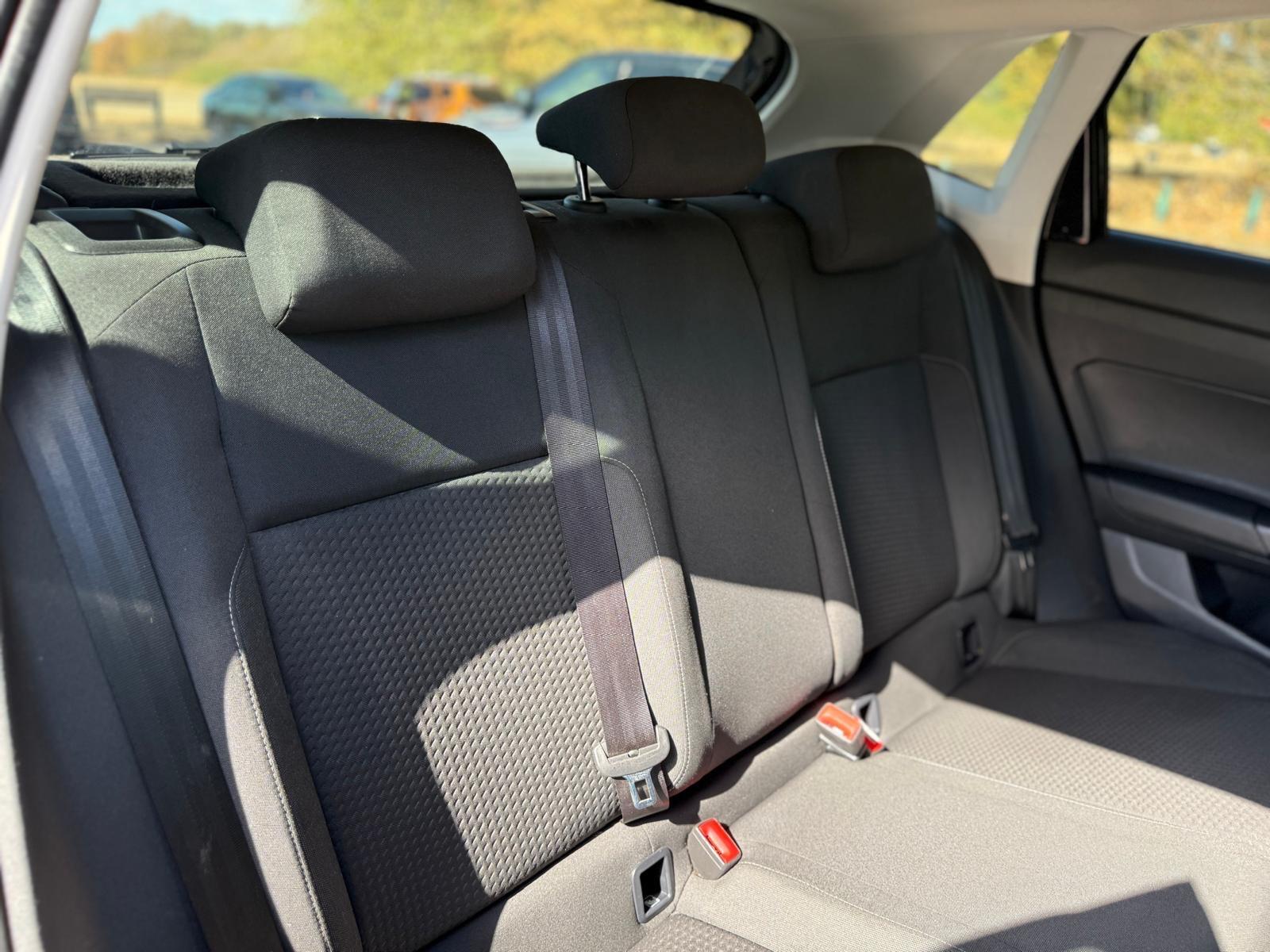 Volkswagen Polo view 38