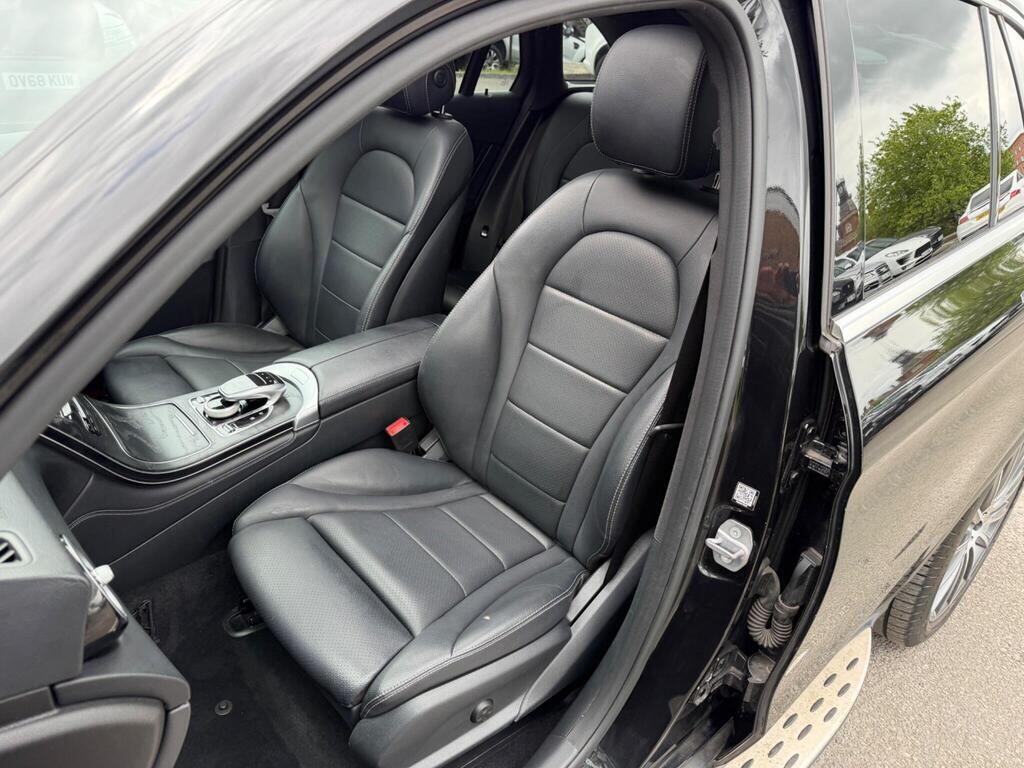 Mercedes-Benz GLC view 19
