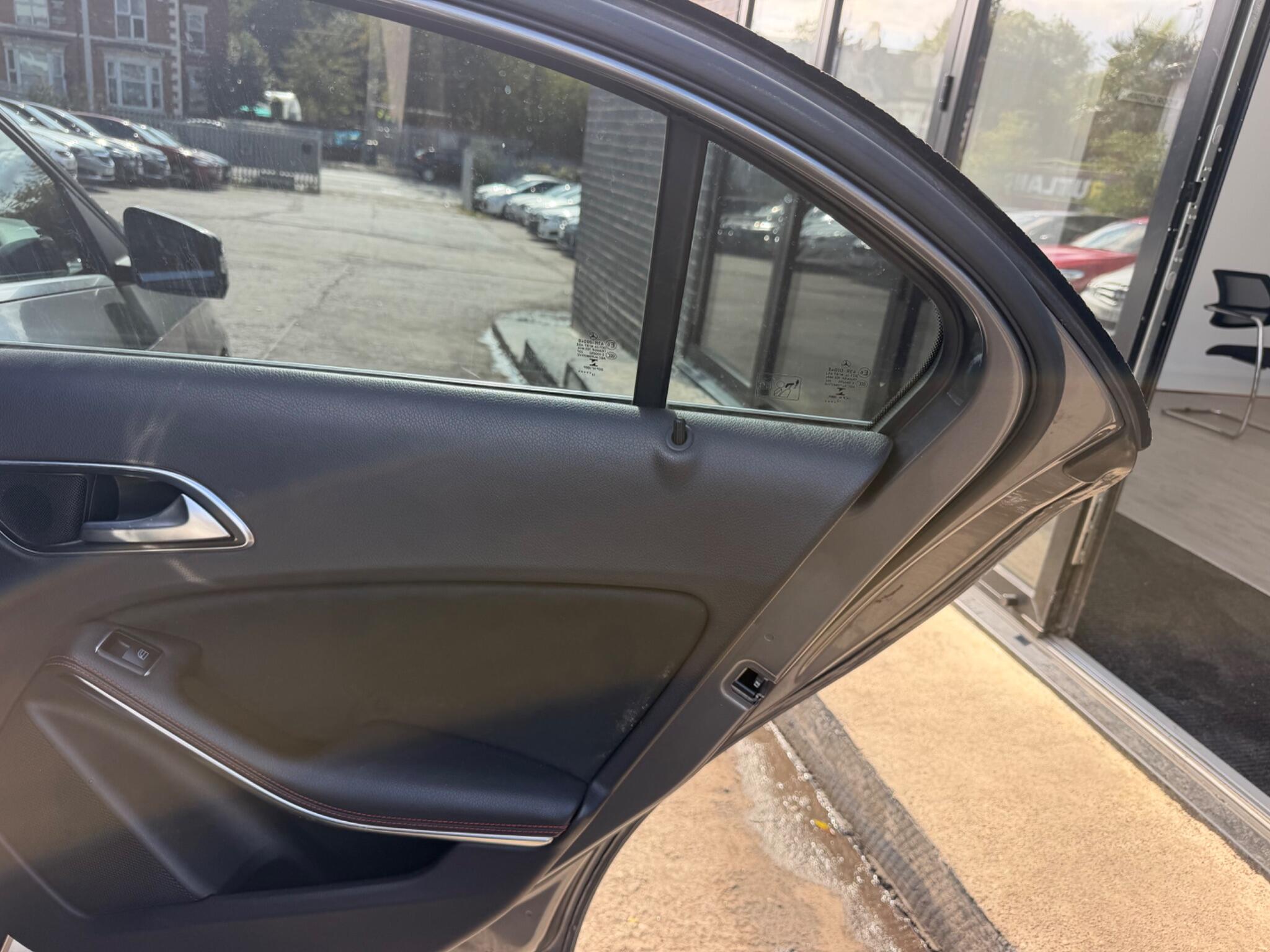 Mercedes-Benz A-Class view 18