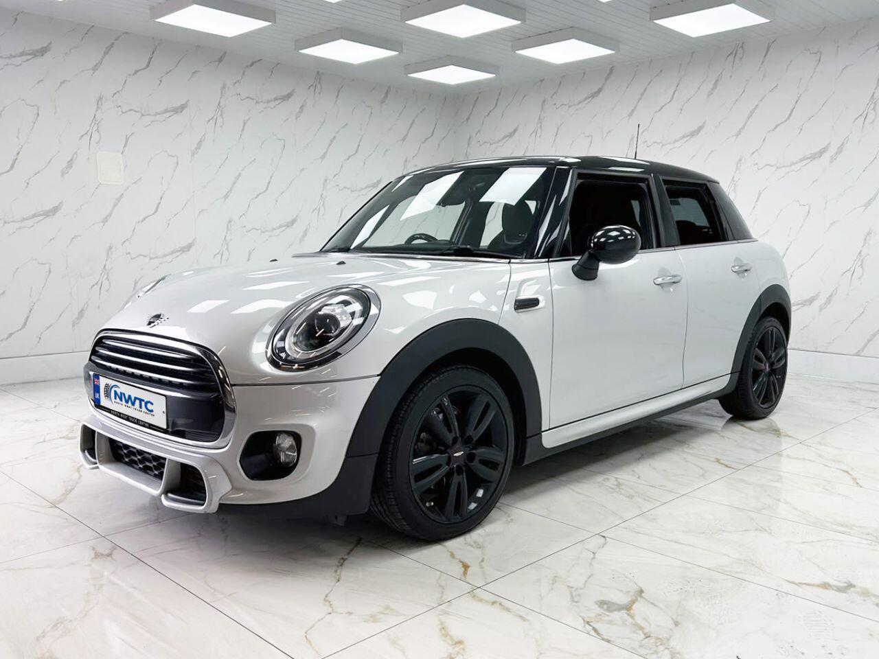 Mini Hatch view 8