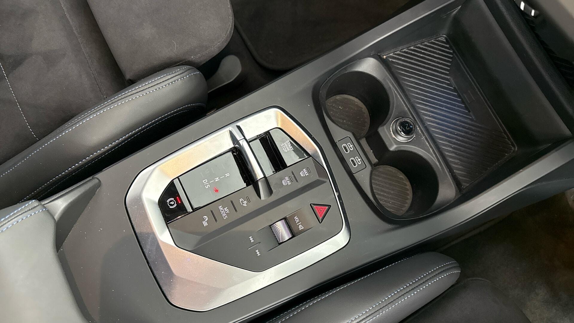 BMW 1 Series view 10