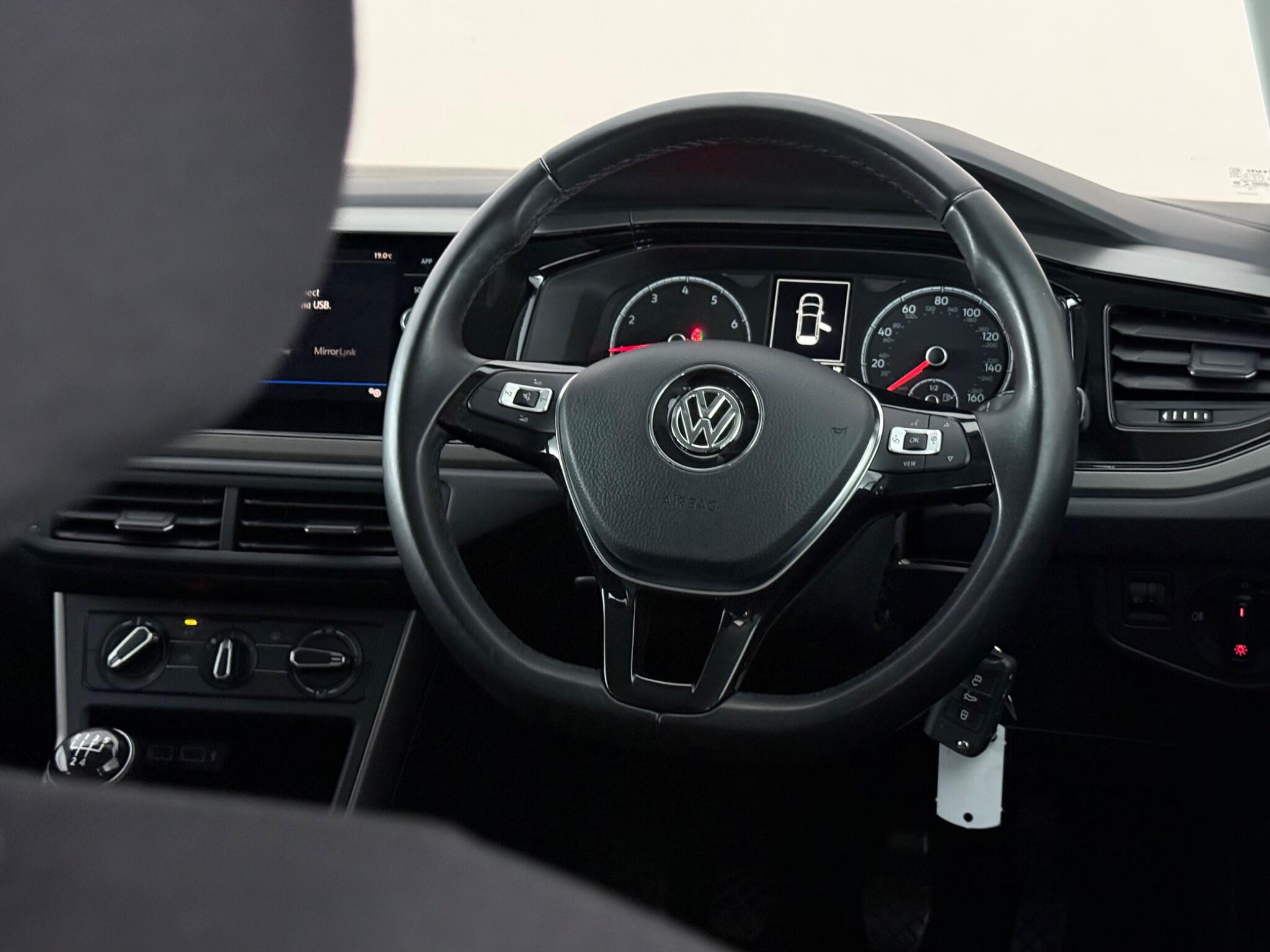 Volkswagen Polo view 13