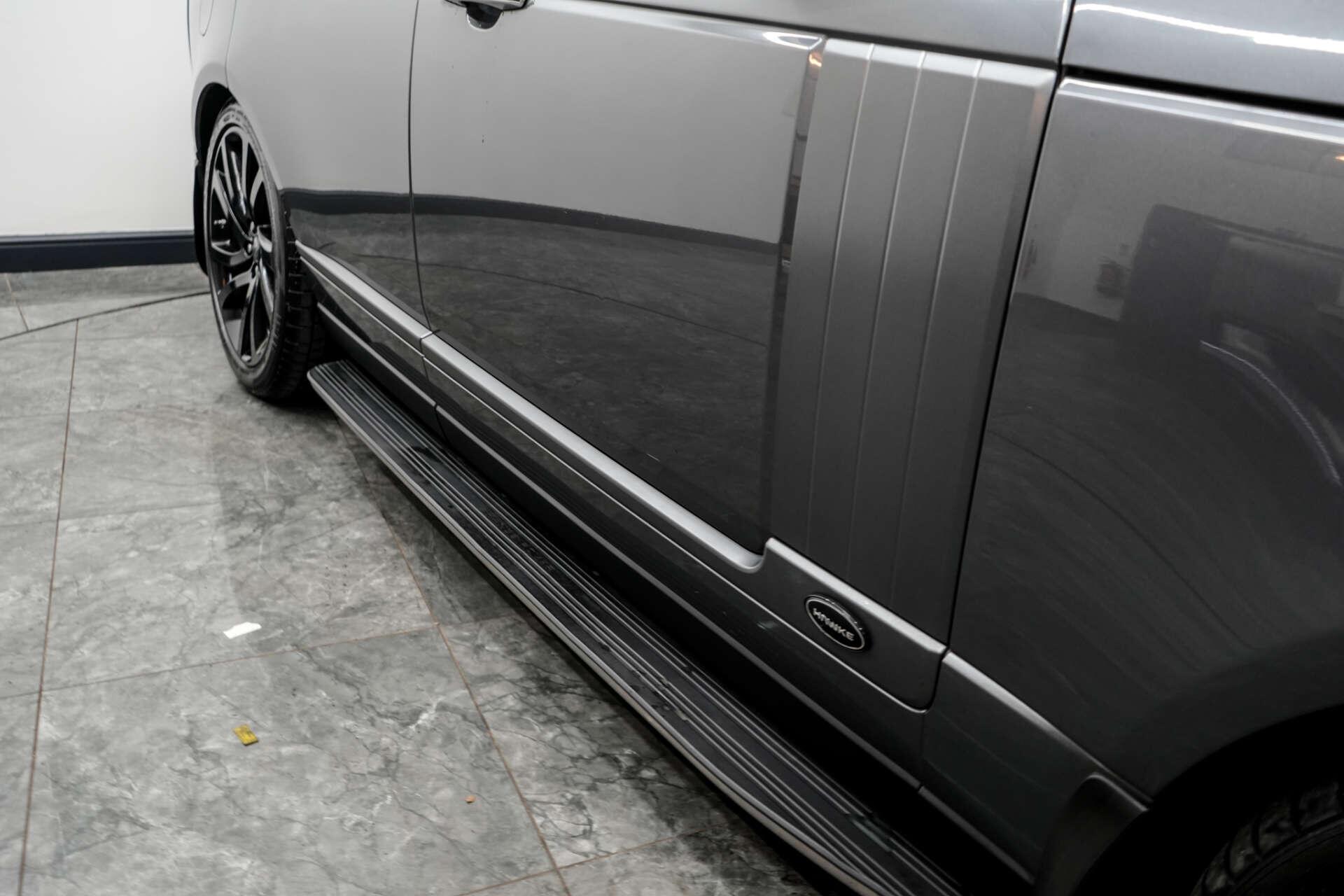 Land Rover Range Rover view 8