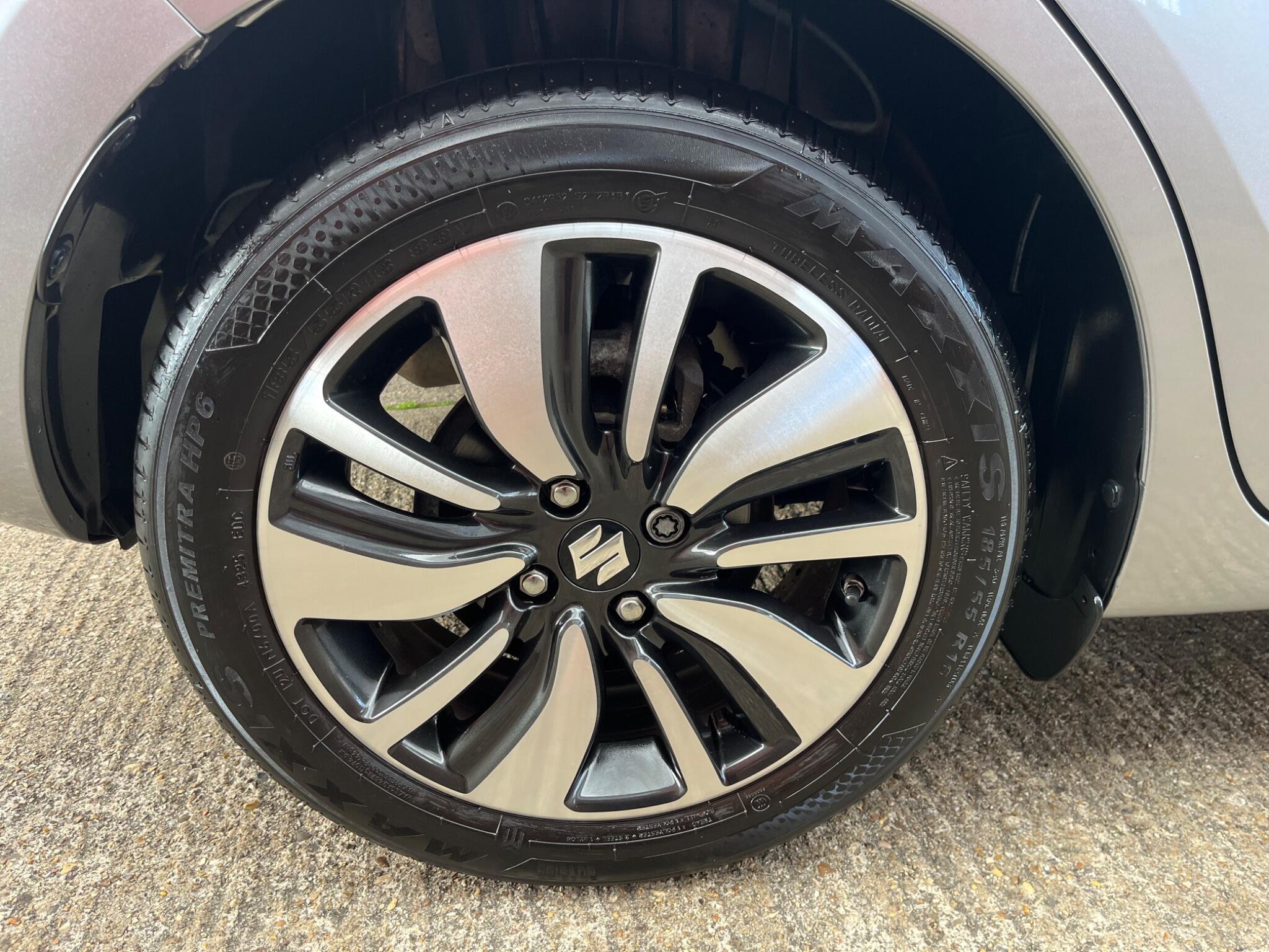 Suzuki Swift view 50