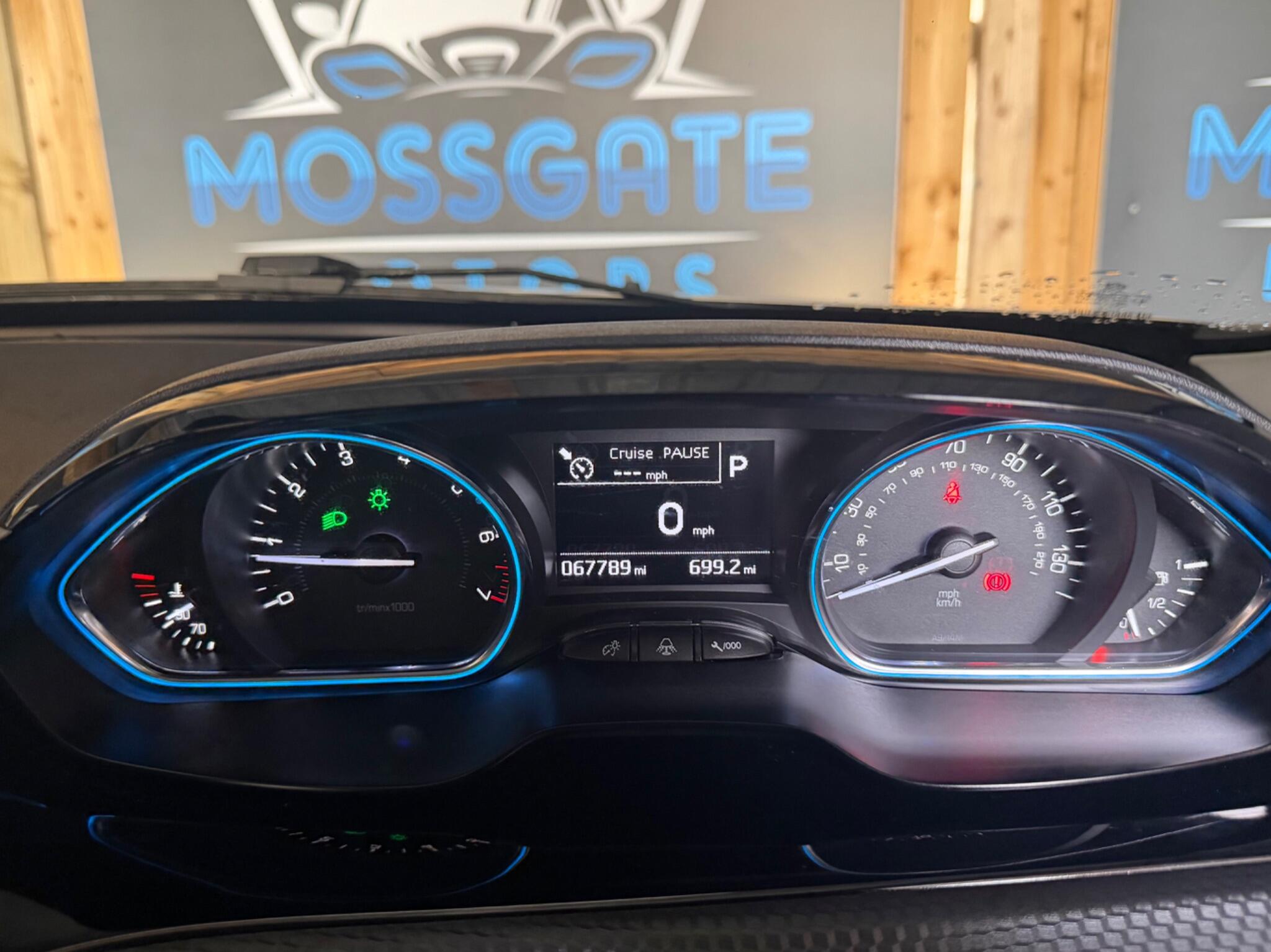Peugeot 2008 view 25