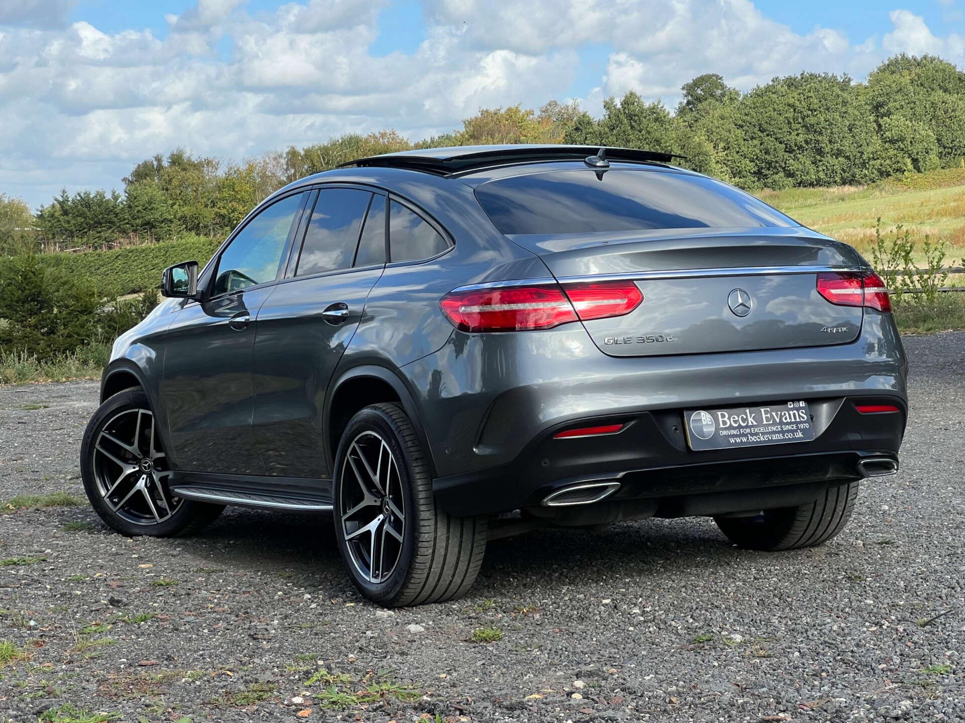 Mercedes-Benz GLE view 19