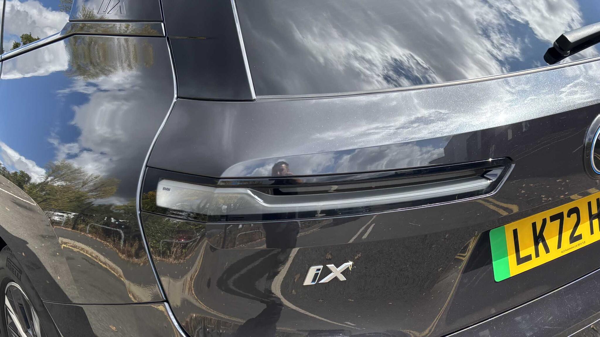 BMW iX view 38