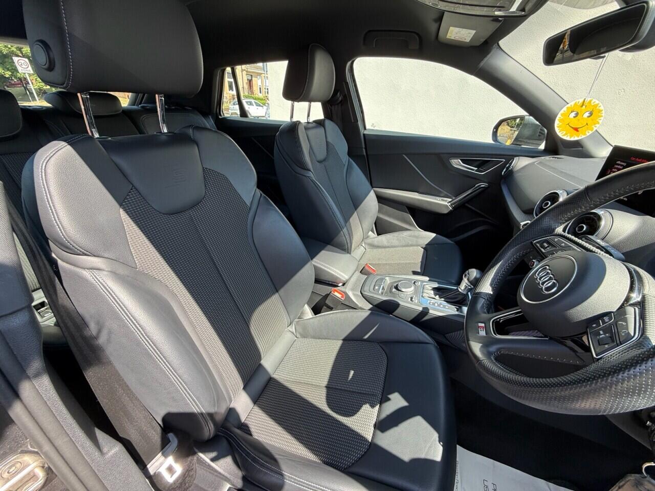 Audi Q2 view 15