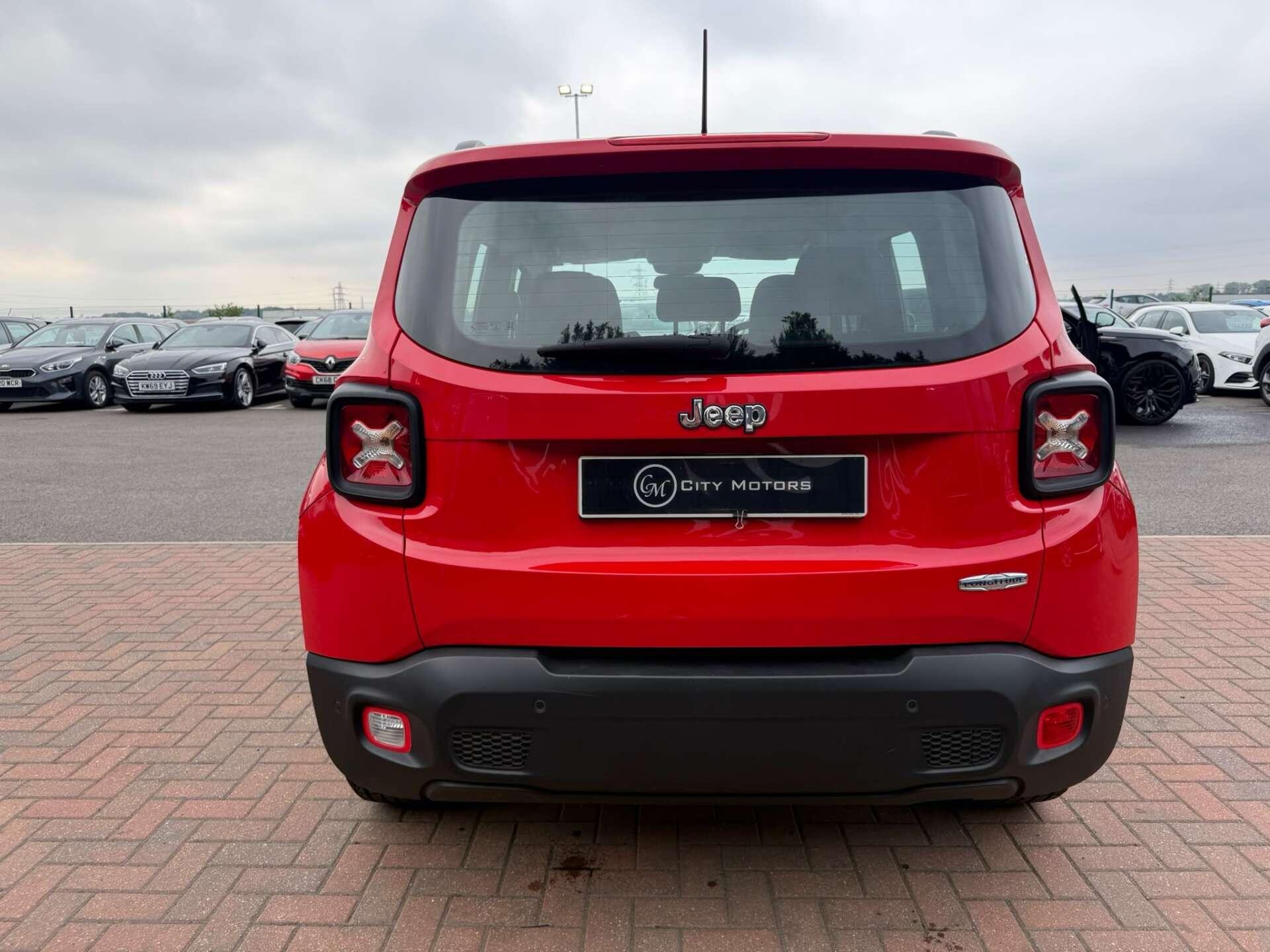 Jeep Renegade view 15